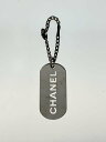 【中古】CHANEL◆CHANEL シャネル キーホルダー/ステンレス/SLV/04年モデル/ドッグタグ風///【服飾雑貨他】