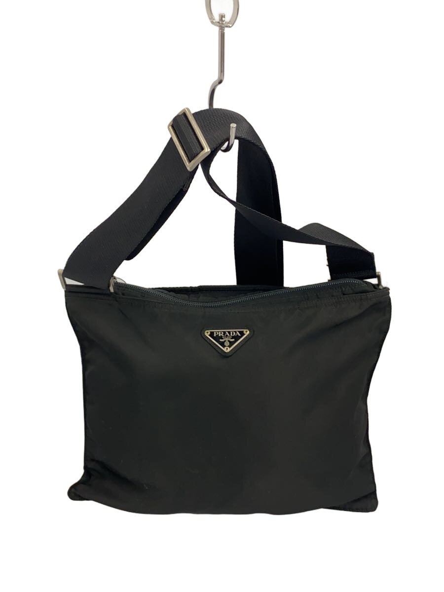 【ブランド】PRADA 【ブランドカナ】プラダ 【型番】 【程度】B 【サイズ】 【メインカラー】ブラック 【素材・生地】ナイロン 【キーワード】　　　? NULL ? 2026/07/29 セカンドストリートカメイドクロック店【4600】【中古】PRADA◆テスート/三角ロゴ/ショルダーバッグ ブランド PRADA 型番 カラー ブラック 柄 素材・生地 ナイロン>色・素材について サイズ >サイズ表示について 実寸（cm） 【バッグ】 マチ：/ / 高さ：23 / 幅：30.5 / 持ち手：/ 【その他】 その他サイズ：/ 商品は　セカンドストリートカメイドクロック店の店頭にて販売しております。商品に関するお問合わせは、お電話(TEL:03-5875-2462)にて、問合わせ番号：2333322326410をお伝えください。 配送方法やお支払い方法に関するお問い合わせは、サポートセンターまでご連絡をお願いします。 ※お電話の対応は営業時間内のみとなります。お問い合わせフォームでお問い合わせの際はご注文番号をご記入下さい この商品に関する出品店舗からのコメント 当店の商品を御閲覧いただき誠にありがとうございます。少々使用感はございますが、まだまだご利用いただけます。※商品に関してご不明点がございましたら、お気軽に当店までお問い合わせくださいませ。店頭販売も同時に行っておりますので多少状態が変化する場合がございます。なお、リユース商品になりますのでご了承の上ご検討下さいませ。