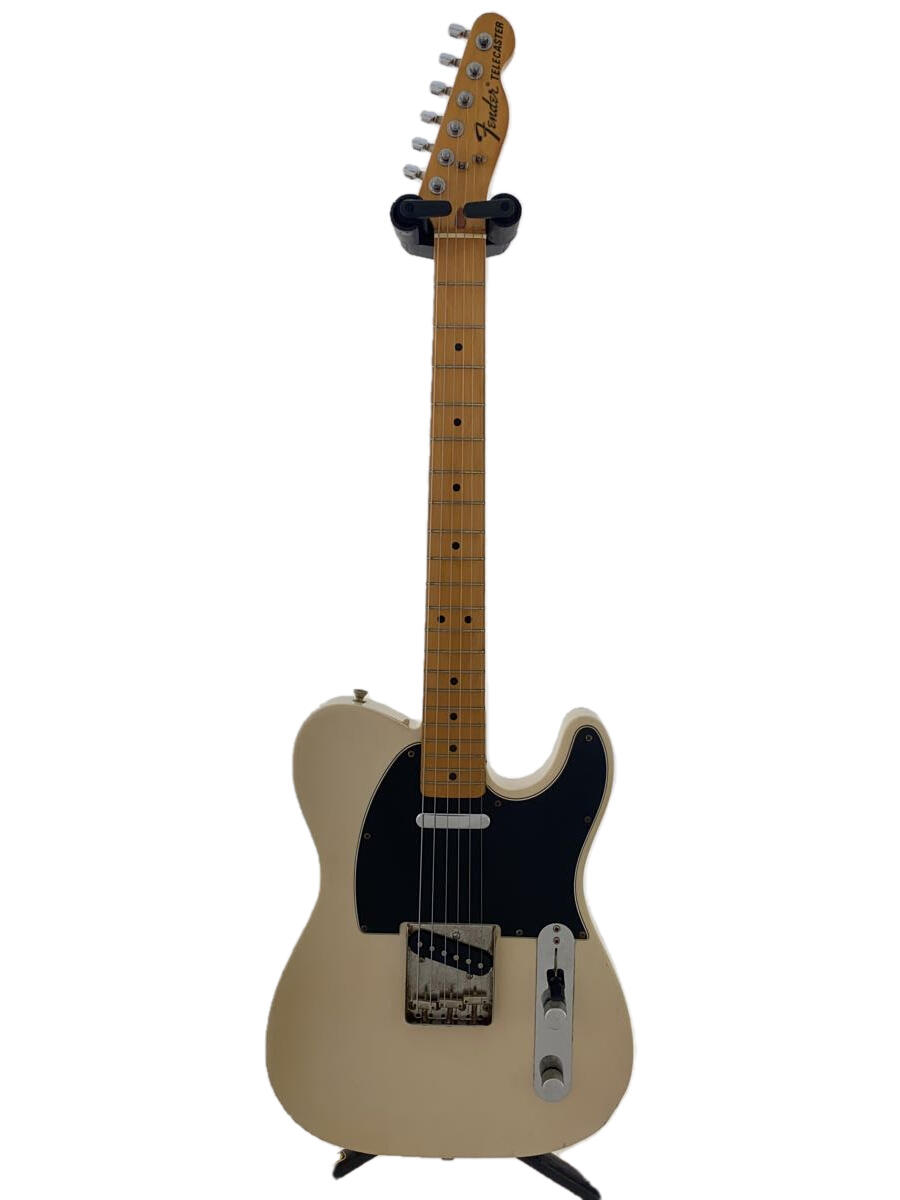 【ブランド】Fender Japan 【ブランドカナ】フェンダージャパン 【型番】 【程度】B 【カラー】白系 【キーワード】　　 2024/05/05 セカンドストリート楽器館オンラインショップ 【4112】【中古】Fender Japan◆TL72-53 mod/USB/1999～2000 ブランド Fender Japan 型番 カラー 白系 実寸 【エレキギター】 スケール：644mm / ナット幅：42mm / フレット数：21 【その他】 その他サイズ：/ 商品は　セカンドストリート楽器館オンラインショップの店頭にて販売しております。商品に関するお問合わせは、お電話(TEL:070-1465-4806)にて、問合わせ番号：2336872203231をお伝えください。 配送方法やお支払い方法に関するお問い合わせは、サポートセンターまでご連絡をお願いします。 ※お電話の対応は営業時間内のみとなります。お問い合わせフォームでお問い合わせの際はご注文番号をご記入下さい この商品に関する出品店舗からのコメント ブリッジ側ピックアップがヴァン・ザント製（モデル不詳）に換装されており、トーンポットが交換されています。フレットに消耗がみられ、平均して6割の残りですのでセッティングによっては専門的な修正が必要になります。塗装にステッカー貼り跡と思われる色むらが、ボディ外周を中心に複数のあてキズがあります。　　〇トラスロッドの効き：良好　　〇本体のみ　〇重量：約3.5kg