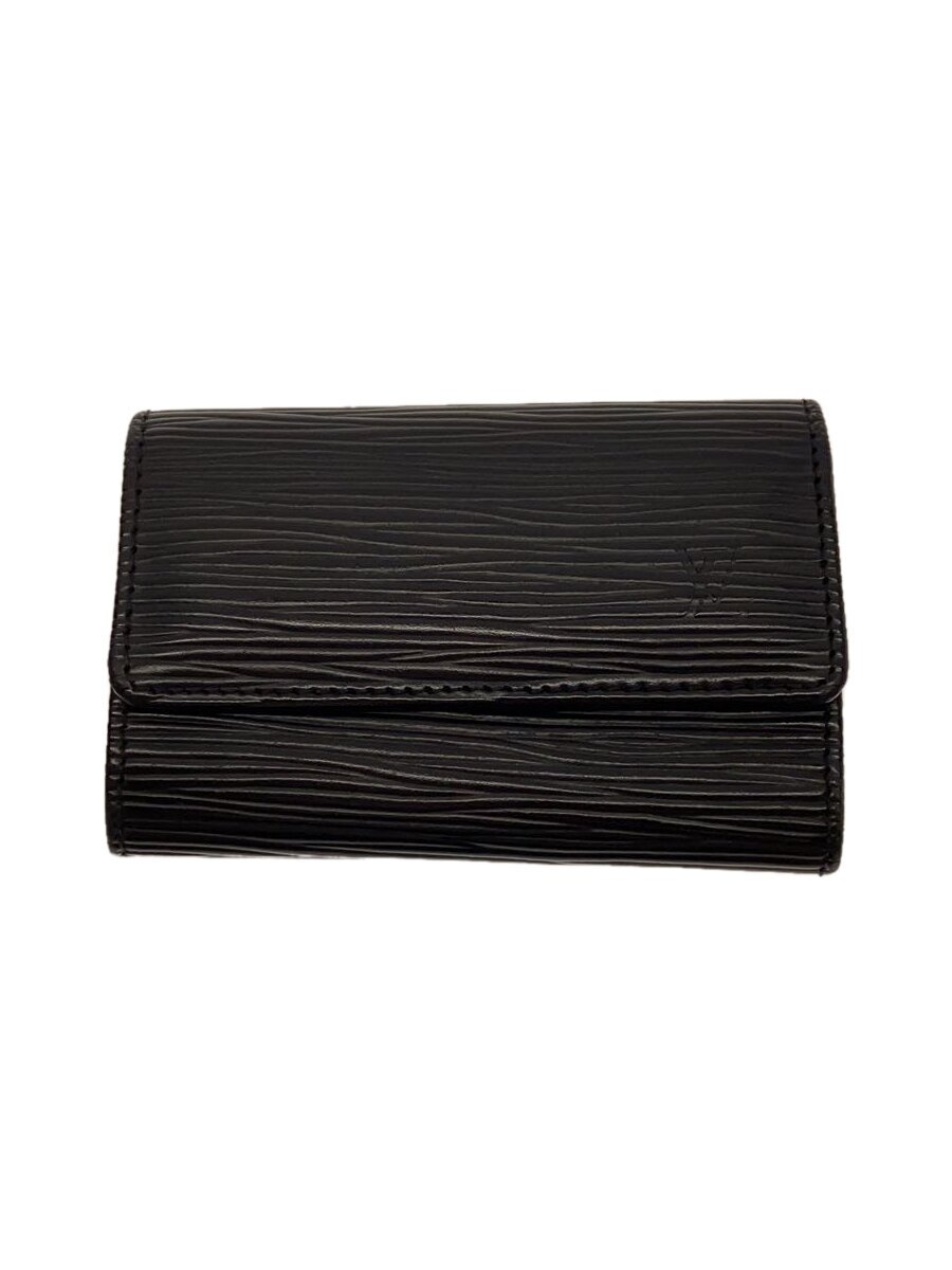 【ブランド】LOUIS VUITTON 【ブランドカナ】ルイヴィトン 【型番】M63812 【程度】B 【サイズ】 【メインカラー】ブラック 【素材・生地】PVC（ビニール） 【キーワード】　　 2024/10/25 セカンドストリート帯広白樺通り店【4299】【中古】LOUIS VUITTON◆ミュルティクレ6_エピ_BLK/PVC/BLK ブランド LOUIS VUITTON 型番 M63812 カラー ブラック 柄 無地 素材・生地 PVC（ビニール）>色・素材について サイズ >サイズ表示について 実寸（cm） 【ウォレット】 縦：7 / 横：10.5 / 厚み：1.5 【その他】 その他サイズ：/ 商品は　セカンドストリート帯広白樺通り店の店頭にて販売しております。商品に関するお問合わせは、お電話(TEL:0155-58-3735)にて、問合わせ番号：2342992434110をお伝えください。 配送方法やお支払い方法に関するお問い合わせは、サポートセンターまでご連絡をお願いします。 ※お電話の対応は営業時間内のみとなります。お問い合わせフォームでお問い合わせの際はご注文番号をご記入下さい