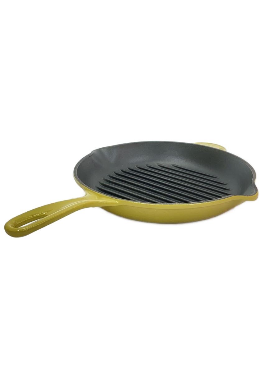 【ブランド】LE CREUSET 【ブランドカナ】ルクルーゼ 【型番】 【程度】B 【サイズ】26cm 【メインカラー】イエロー 【素材・生地】 【キーワード】　　　/ 2025/12/03 セカンドストリート八幡店【3601】【中古】LE CREUSET◆フライパン/サイズ:26cm/YLW ブランド LE CREUSET 型番 カラー イエロー 柄 素材・生地 >色・素材について サイズ 26cm>サイズ表示について 実寸（cm） 【フライパン】 幅：43 / 高さ：4.5 / 奥行：30 【その他】 その他サイズ：/ 商品は　セカンドストリート八幡店の店頭にて販売しております。商品に関するお問合わせは、お電話(TEL:075-972-2620)にて、問合わせ番号：2336014934115をお伝えください。 配送方法やお支払い方法に関するお問い合わせは、サポートセンターまでご連絡をお願いします。 ※お電話の対応は営業時間内のみとなります。お問い合わせフォームでお問い合わせの際はご注文番号をご記入下さい この商品に関する出品店舗からのコメント 多少使用感はございますが、一般的な使用感のあるお品物です。※商品には写真で確認しづらいダメージや汚れがある場合がございます。気になる点がございましたら販売店舗までお問い合わせくださいませ。