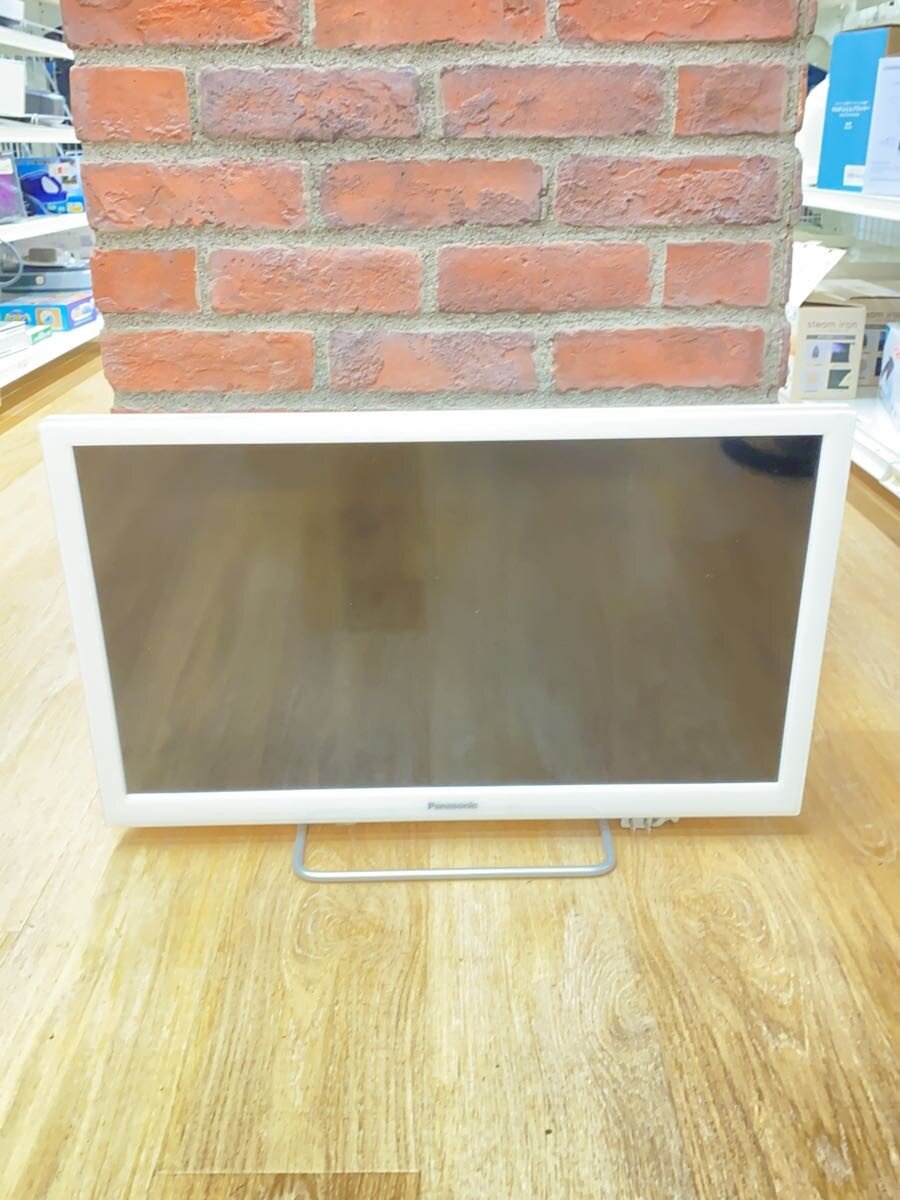 【中古】Panasonic◆薄型テレビ・液晶テレビ VIERA TH-24ES500-W [24インチ ホワイト]//【家電・ビジュアル・オーディオ】
