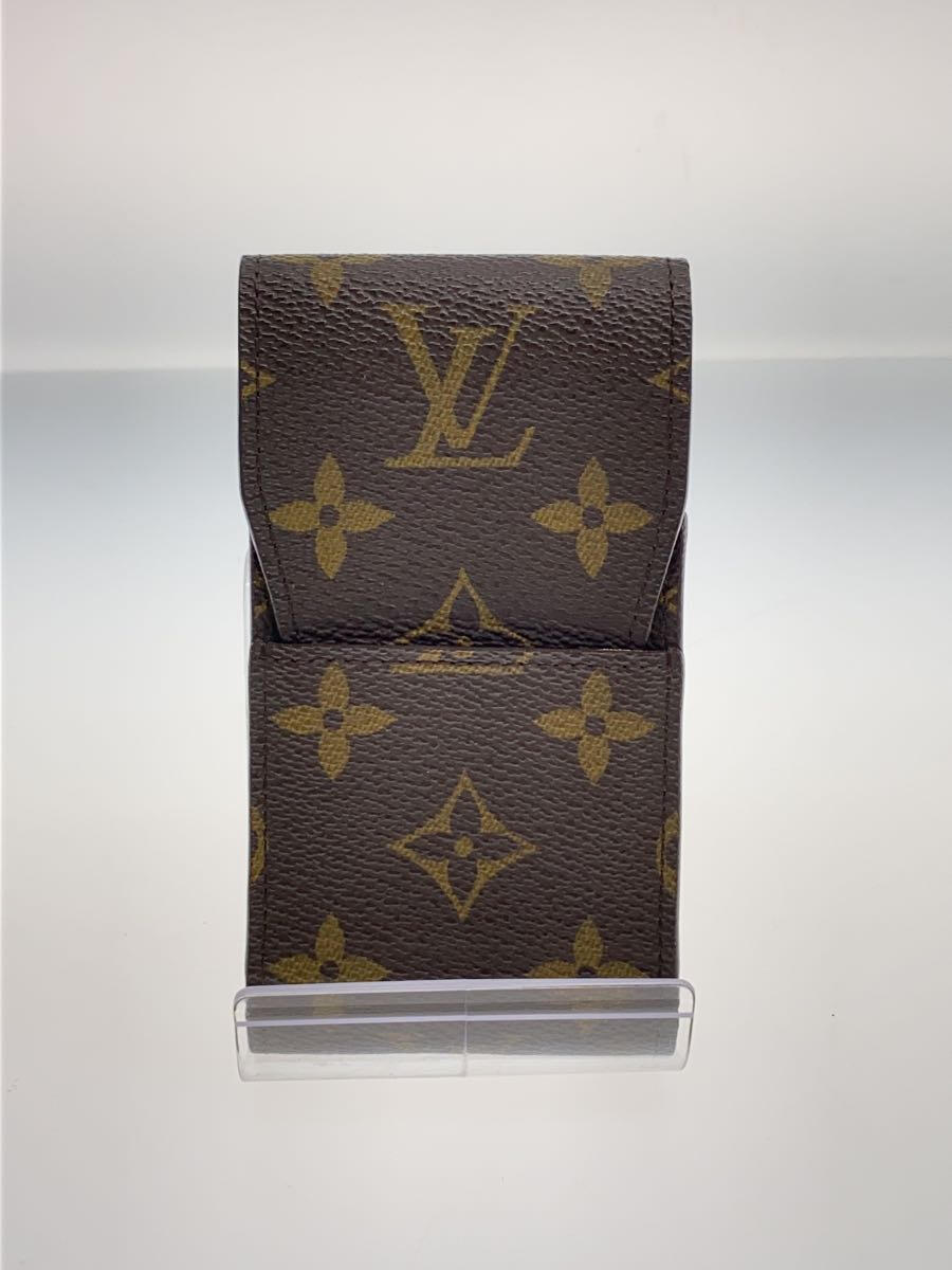 【ブランド】LOUIS VUITTON 【ブランドカナ】ルイヴィトン 【型番】M63024 【程度】C 【サイズ】 【メインカラー】ブラウン 【素材・生地】レザー 【キーワード】　　 2024/04/04 セカンドストリート東大和中央店【3897】【中古】LOUIS VUITTON◆エテュイ・シガレット_モノグラム・キャンバス_BRW/レザー/BRW ブランド LOUIS VUITTON 型番 M63024 カラー ブラウン 柄 素材・生地 レザー&gt;色・素材について サイズ &gt;サイズ表示について 実寸 【/】 幅：/ / 高さ：/ / 奥行：/ 【その他】 その他サイズ：縦:12.5 横:6.5 商品は　セカンドストリート東大和中央店の店頭にて販売しております。商品に関するお問合わせは、お電話(TEL:042-590-5105)にて、問合わせ番号：2338972853552をお伝えください。 配送方法やお支払い方法に関するお問い合わせは、サポートセンターまでご連絡をお願いします。 ※お電話の対応は営業時間内のみとなります。お問い合わせフォームでお問い合わせの際はご注文番号をご記入下さい この商品に関する出品店舗からのコメント 1剥がれあり2擦れあり多少使用によるダメージ等があり、一般的な使用感のあるお品物です。(写真にてご確認ください)※商品には写真では確認しづらいダメージや汚れがある場合がございます。商品について気になる点がございましたら販売店舗までお問い合わせくださいませ。