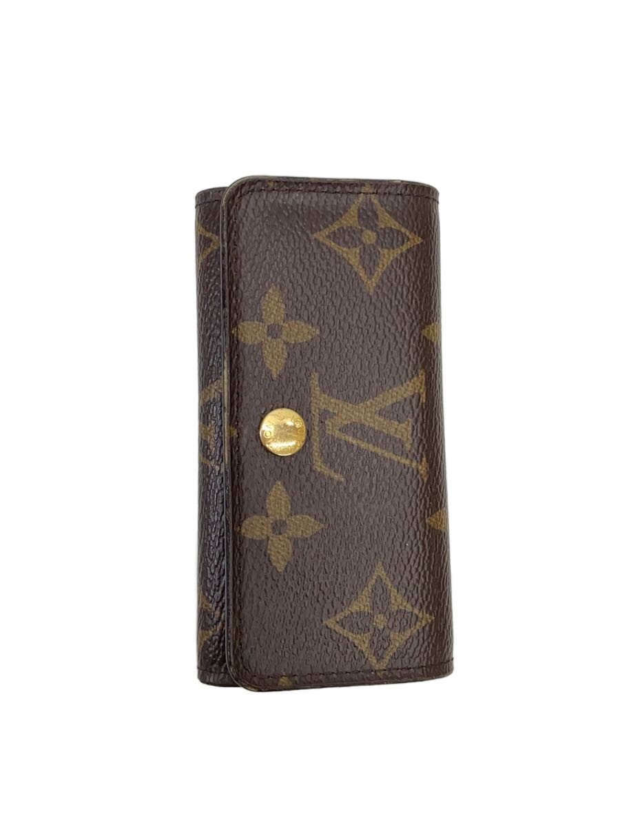 【ブランド】LOUIS VUITTON 【ブランドカナ】ルイヴィトン 【型番】M69517 【程度】B 【サイズ】 【メインカラー】ブラウン 【素材・生地】その他 【キーワード】　　 2026/01/16 セカンドストリート沼津学園通り店【2576】【中古】LOUIS VUITTON◆ミュルティクレ4_モノグラム・キャンバス/--/BRW ブランド LOUIS VUITTON 型番 M69517 カラー ブラウン 柄 モノグラム 素材・生地 その他>色・素材について サイズ >サイズ表示について 実寸（cm） 【ウォレット】 縦：10.5 / 横：5.5 / 厚み：1.5 【その他】 その他サイズ：/ 商品は　セカンドストリート沼津学園通り店の店頭にて販売しております。商品に関するお問合わせは、お電話(TEL:055-929-1888)にて、問合わせ番号：2325764435973をお伝えください。 配送方法やお支払い方法に関するお問い合わせは、サポートセンターまでご連絡をお願いします。 ※お電話の対応は営業時間内のみとなります。お問い合わせフォームでお問い合わせの際はご注文番号をご記入下さい この商品に関する出品店舗からのコメント 塗装剥がれ有り/使用による多少の小傷や僅かな汚れ等、少々使用感がございますが、目立ったダメージ、汚れ等は無くまだまだ長くご使用頂けるお品物です。店頭との併売商品の為、状態が画像と少々異なる場合が稀にございます事を予めご了承くださいませ。