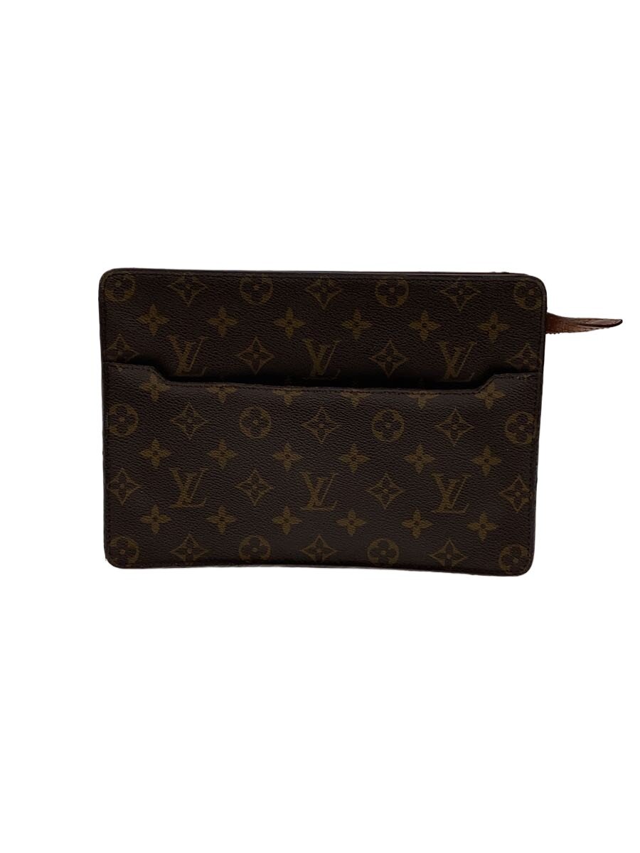 【ブランド】LOUIS VUITTON 【ブランドカナ】ルイヴィトン 【型番】M51795 【程度】C 【サイズ】 【メインカラー】ブラウン 【素材・生地】PVC（ビニール） 【キーワード】　　 2026/02/17 セカンドストリートアクロスプラザ久喜店【2026】【中古】LOUIS VUITTON◆ポシェット・オム_モノグラム・キャンバス/PVC/BRW【バッグ】 ブランド LOUIS VUITTON 型番 M51795 カラー ブラウン 柄 素材・生地 PVC（ビニール）>色・素材について サイズ >サイズ表示について 実寸（cm） 【バッグ】 マチ：4 / 高さ：18 / 幅：25.5 / 持ち手：/ 【その他】 その他サイズ：/ 商品は　セカンドストリートアクロスプラザ久喜店の店頭にて販売しております。商品に関するお問合わせは、お電話(TEL:0480-26-1221)にて、問合わせ番号：2320263235987をお伝えください。 配送方法やお支払い方法に関するお問い合わせは、サポートセンターまでご連絡をお願いします。 ※お電話の対応は営業時間内のみとなります。お問い合わせフォームでお問い合わせの際はご注文番号をご記入下さい この商品に関する出品店舗からのコメント 汚れ/ファスナーエンドホツレ/ポケット内側加水分解有