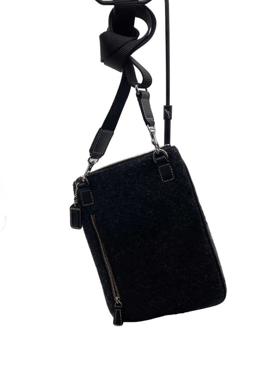 【ブランド】COACH 【ブランドカナ】コーチ 【型番】 【程度】B 【サイズ】 【メインカラー】ブラック 【素材・生地】その他 【キーワード】　　 2026/02/15 セカンドストリート草加店【2028】【中古】COACH◆ショルダーバッグ/--/BLK ブランド COACH 型番 カラー ブラック 柄 ボーダー 素材・生地 その他>色・素材について サイズ >サイズ表示について 実寸（cm） 【バッグ】 マチ：1.5 / 高さ：21 / 幅：17 / 持ち手：/ 【その他】 その他サイズ：/ 商品は　セカンドストリート草加店の店頭にて販売しております。商品に関するお問合わせは、お電話(TEL:048-920-3333)にて、問合わせ番号：2320284837955をお伝えください。 配送方法やお支払い方法に関するお問い合わせは、サポートセンターまでご連絡をお願いします。 ※お電話の対応は営業時間内のみとなります。お問い合わせフォームでお問い合わせの際はご注文番号をご記入下さい
