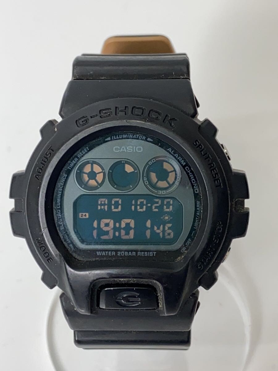 【ブランド】CASIO 【ブランドカナ】カシオ 【型番】 【程度】B 【サイズ】 【メインカラー】ブラック 【素材・生地】 【キーワード】　　 2025/10/25 セカンドストリート新下関店【3890】【中古】CASIO◆クォーツ腕時計・G-SHOCK/デジタル/BLK ブランド CASIO 型番 カラー ブラック 柄 素材・生地 >色・素材について サイズ >サイズ表示について 実寸（cm） 【腕時計】 ケース縦：4.5 / ケース横：5 / 文字盤縦：3 / 文字盤横：3 / ケースの厚さ：2 / バンド幅：2 / 手首周り：/ 【その他】 その他サイズ：/ 商品は　セカンドストリート新下関店の店頭にて販売しております。商品に関するお問合わせは、お電話(TEL:083-250-0440)にて、問合わせ番号：2338904440034をお伝えください。 配送方法やお支払い方法に関するお問い合わせは、サポートセンターまでご連絡をお願いします。 ※お電話の対応は営業時間内のみとなります。お問い合わせフォームでお問い合わせの際はご注文番号をご記入下さい この商品に関する出品店舗からのコメント 全体的に使用感あり裏側に錆び汚れあり