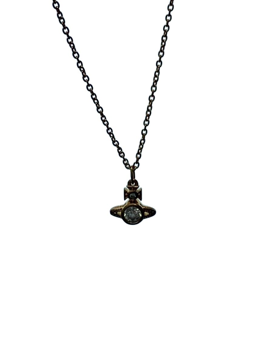 【ブランド】Vivienne Westwood 【ブランドカナ】ヴィヴィアンウエストウッド 【型番】 【程度】B 【サイズ】 【メインカラー】ゴールド 【素材・生地】その他 【キーワード】　　 2026/02/16 セカンドストリート岡崎店【1971】【中古】Vivienne Westwood◆ネックレス/--/GLD ブランド Vivienne Westwood 型番 カラー ゴールド 柄 素材・生地 その他>色・素材について サイズ >サイズ表示について 実寸（cm） 【ネックレス】 長さ：40.5-45 / 縦：0.9 / 横：0.9 【その他】 その他サイズ：/ 商品は　セカンドストリート岡崎店の店頭にて販売しております。商品に関するお問合わせは、お電話(TEL:0564-59-2902)にて、問合わせ番号：2319713640471をお伝えください。 配送方法やお支払い方法に関するお問い合わせは、サポートセンターまでご連絡をお願いします。 ※お電話の対応は営業時間内のみとなります。お問い合わせフォームでお問い合わせの際はご注文番号をご記入下さい