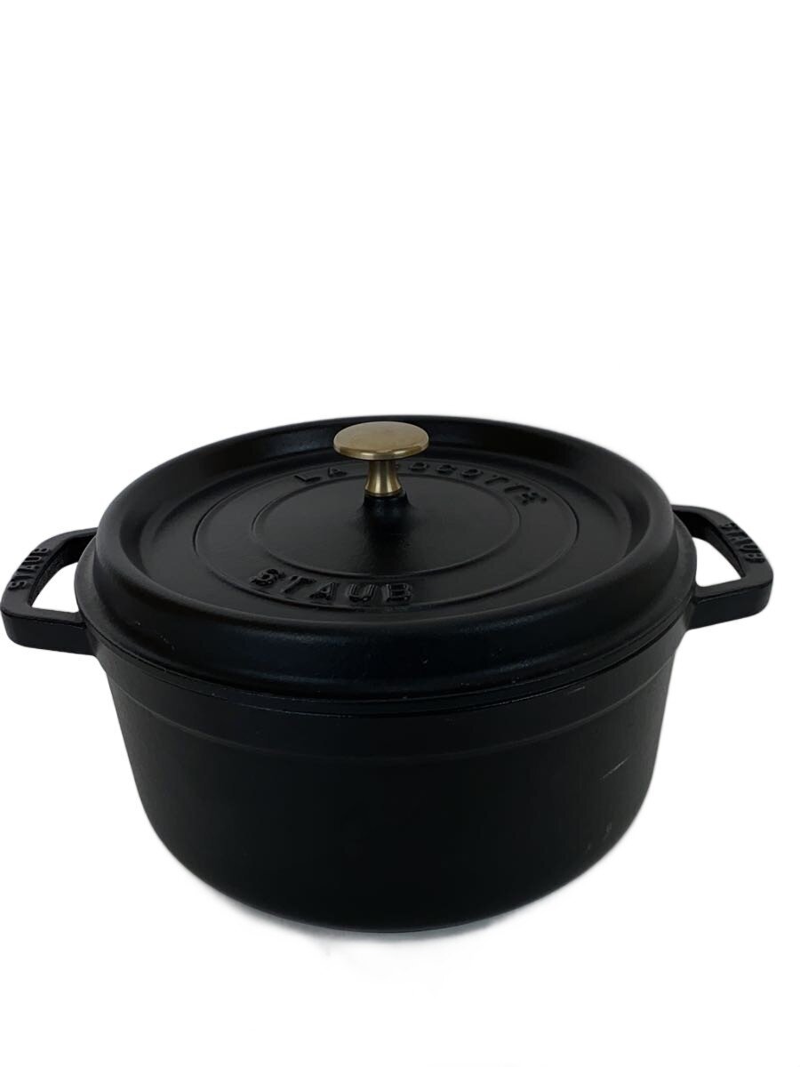 【ブランド】Staub 【ブランドカナ】ストウブ 【型番】 【程度】B 【サイズ】24cm 【メインカラー】ブラック 【素材・生地】 【キーワード】　　 2026/05/20 セカンドストリート野田つつみ野店【4101】【中古】Staub◆鍋/サイズ:24cm/BLK【キッチン用品】 ブランド Staub 型番 カラー ブラック 柄 素材・生地 >色・素材について サイズ 24cm>サイズ表示について 実寸（cm） 【鍋】 幅：24 / 高さ：10 / 奥行：24 【その他】 その他サイズ：/ 商品は　セカンドストリート野田つつみ野店の店頭にて販売しております。商品に関するお問合わせは、お電話(TEL:04-7120-2700)にて、問合わせ番号：2341017843708をお伝えください。 配送方法やお支払い方法に関するお問い合わせは、サポートセンターまでご連絡をお願いします。 ※お電話の対応は営業時間内のみとなります。お問い合わせフォームでお問い合わせの際はご注文番号をご記入下さい この商品に関する出品店舗からのコメント 全体的に使用感あり