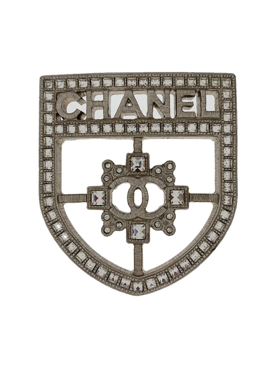 【ブランド】CHANEL 【ブランドカナ】シャネル 【型番】 【程度】B 【サイズ】 【メインカラー】シルバー 【素材・生地】その他 【キーワード】　　 2024/04/11 セカンドストリート町田マルイ店【4236】【中古】CHANEL◆ブローチ/SLV/レディース【服飾雑貨他】 ブランド CHANEL 型番 カラー シルバー 柄 素材・生地 その他&gt;色・素材について サイズ &gt;サイズ表示について 実寸 【/】 幅：/ / 高さ：/ / 奥行：/ 【その他】 その他サイズ：縦: 4.7横:4.3 商品は　セカンドストリート町田マルイ店の店頭にて販売しております。商品に関するお問合わせは、お電話(TEL:042-739-3501)にて、問合わせ番号：2342360954608をお伝えください。 配送方法やお支払い方法に関するお問い合わせは、サポートセンターまでご連絡をお願いします。 ※お電話の対応は営業時間内のみとなります。お問い合わせフォームでお問い合わせの際はご注文番号をご記入下さい この商品に関する出品店舗からのコメント ■目立った傷や汚れは御座いませんが、あくまで中古品となりますので、ご理解の上、ご検討をお願い致します。その他状態についてなど、ご不明な点が御座いましたらお気軽に当店までお問い合わせ下さいませ。