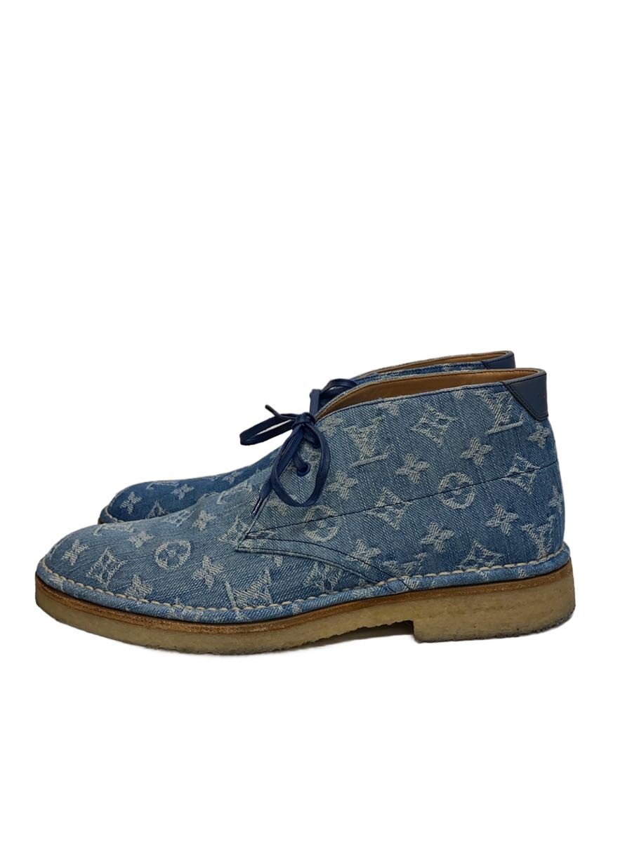 【ブランド】LOUIS VUITTON 【ブランドカナ】ルイヴィトン 【型番】 【程度】B 【サイズ】UK7　1／2 【メインカラー】ブルー 【素材・生地】デニム 【キーワード】　　　/ 2026/01/26 セカンドストリート二又瀬店【2032】【中古】LOUIS VUITTON◆モノグラムデニムオデオンラインチャッカブーツ/UK7.5/BLU ブランド LOUIS VUITTON 型番 カラー ブルー 柄 素材・生地 デニム>色・素材について サイズ UK7　1／2>サイズ表示について 実寸（cm） 【ブーツ】 ヒール：3 / 高さ：13.5 / ソール全長：30.5 【その他】 その他サイズ：/ 商品は　セカンドストリート二又瀬店の店頭にて販売しております。商品に関するお問合わせは、お電話(TEL:092-626-5811)にて、問合わせ番号：2320323047741をお伝えください。 配送方法やお支払い方法に関するお問い合わせは、サポートセンターまでご連絡をお願いします。 ※お電話の対応は営業時間内のみとなります。お問い合わせフォームでお問い合わせの際はご注文番号をご記入下さい この商品に関する出品店舗からのコメント シミがある箇所がございます。