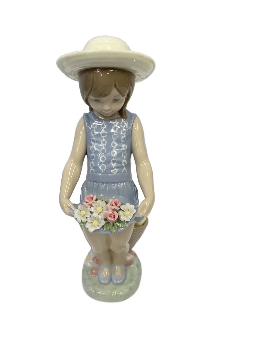 【ブランド】Lladro 【ブランドカナ】リヤドロ 【型番】 【程度】B 【サイズ】 【メインカラー】 【素材・生地】 【キーワード】　　　/ 2026/06/21 セカンドストリート野々市本町店【1940】【中古】Lladro◆インテリア雑貨//【インテリア小物・日用雑貨】 ブランド Lladro 型番 カラー 柄 素材・生地 >色・素材について サイズ >サイズ表示について 実寸（cm） 【インテリア雑貨】 幅：5.5 / 高さ：23 / 奥行：5.5 【その他】 その他サイズ：/ 商品は　セカンドストリート野々市本町店の店頭にて販売しております。商品に関するお問合わせは、お電話(TEL:076-294-1622)にて、問合わせ番号：2319406048232をお伝えください。 配送方法やお支払い方法に関するお問い合わせは、サポートセンターまでご連絡をお願いします。 ※お電話の対応は営業時間内のみとなります。お問い合わせフォームでお問い合わせの際はご注文番号をご記入下さい