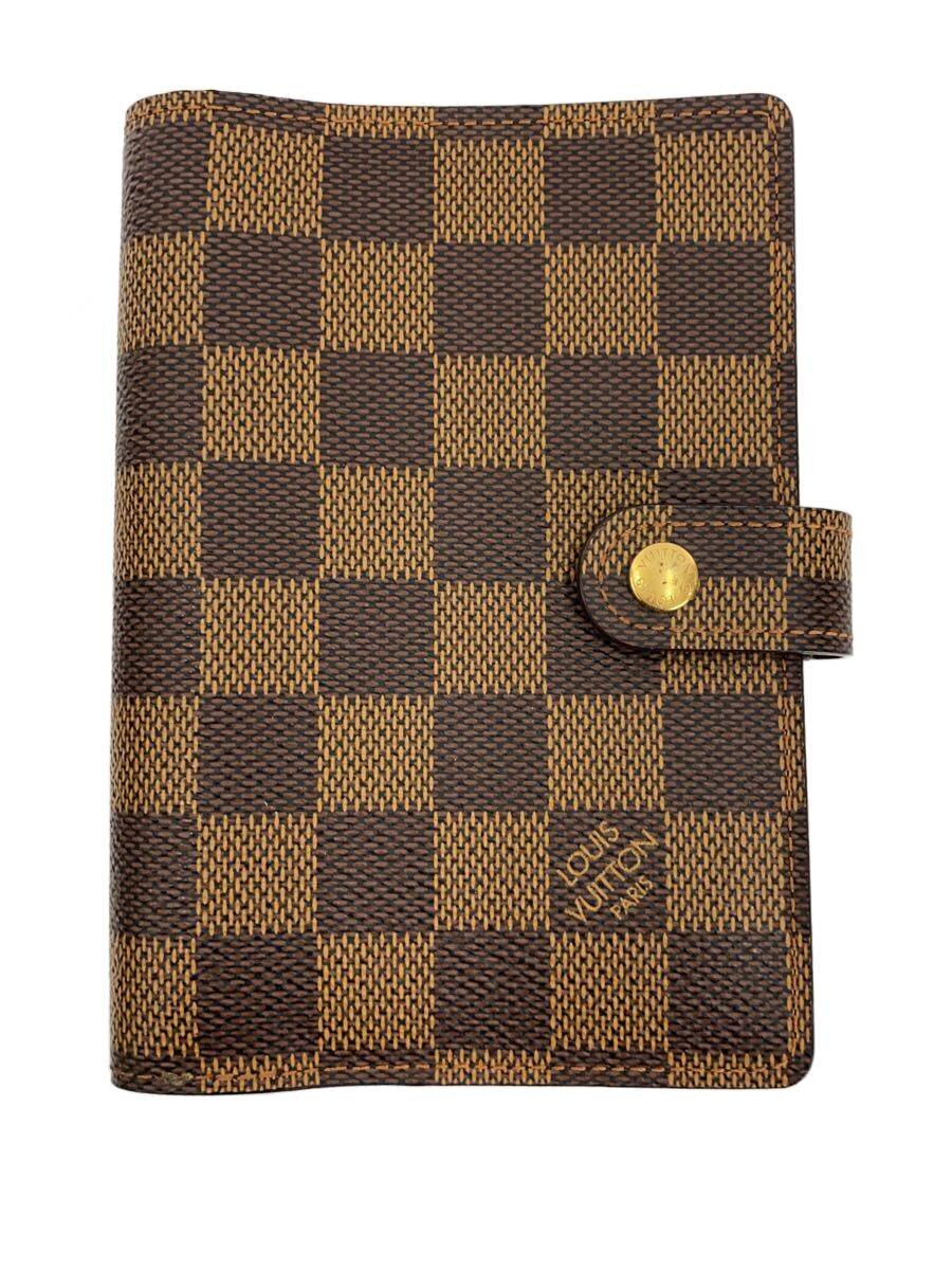 【ブランド】LOUIS VUITTON 【ブランドカナ】ルイヴィトン 【型番】R20701 【程度】B 【サイズ】 【メインカラー】ブラウン 【素材・生地】その他 【キーワード】　　 2025/09/15 セカンドストリート名古屋みなと店【4431】【中古】LOUIS VUITTON◆アジェンダMM_ダミエ・エベヌ/--/BRW ブランド LOUIS VUITTON 型番 R20701 カラー ブラウン 柄 素材・生地 その他>色・素材について サイズ >サイズ表示について 実寸（cm） 【ウォレット】 縦：10 / 横：14.5 / 厚み：2 【その他】 その他サイズ：/ 商品は　セカンドストリート名古屋みなと店の店頭にて販売しております。商品に関するお問合わせは、お電話(TEL:052-659-6444)にて、問合わせ番号：2344312949717をお伝えください。 配送方法やお支払い方法に関するお問い合わせは、サポートセンターまでご連絡をお願いします。 ※お電話の対応は営業時間内のみとなります。お問い合わせフォームでお問い合わせの際はご注文番号をご記入下さい この商品に関する出品店舗からのコメント 1内側右下に傷あり2反りあり