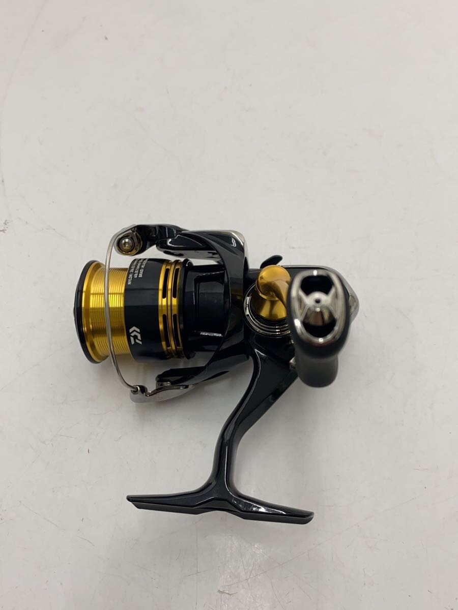 【ブランド】DAIWA 【ブランドカナ】［スポーツ］ダイワ 【型番】 【程度】B 【カラー】 【キーワード】　　　/ 2026/06/22 セカンドストリート佐世保早岐店 【4387】【中古】DAIWA◆リール/スピニングリール/LEGALIS LT2000S-P ブランド DAIWA 型番 カラー 実寸（cm） 【リール】 幅：8.5 / 高さ：5 / 奥行：11 【その他】 その他サイズ：/ 商品は　セカンドストリート佐世保早岐店の店頭にて販売しております。商品に関するお問合わせは、お電話(TEL:0956-26-5650)にて、問合わせ番号：2343874749896をお伝えください。 配送方法やお支払い方法に関するお問い合わせは、サポートセンターまでご連絡をお願いします。 ※お電話の対応は営業時間内のみとなります。お問い合わせフォームでお問い合わせの際はご注文番号をご記入下さい