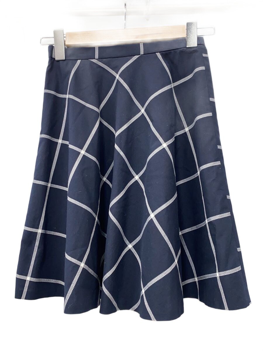 【ブランド】BLUE LABEL CRESTBRIDGE 【ブランドカナ】ブルーレーベルクレストブリッジ 【型番】 【程度】B 【サイズ】36 【メインカラー】ネイビー 【素材・生地】ポリエステル 【キーワード】　　 2026/01/26 セカンドストリート苫小牧東店【4807】【中古】BLUE LABEL CRESTBRIDGE◆スカート/36/ポリエステル ブランド BLUE LABEL CRESTBRIDGE 型番 カラー ネイビー 柄 チェック 素材・生地 ポリエステル>色・素材について サイズ 36>サイズ表示について 実寸（cm） 【スカート】 ウエスト幅：30.5 / ヒップ幅：55 / スカート丈：50 【その他】 その他サイズ：/ 商品は　セカンドストリート苫小牧東店の店頭にて販売しております。商品に関するお問合わせは、お電話(TEL:0144-82-7391)にて、問合わせ番号：2348070850728をお伝えください。 配送方法やお支払い方法に関するお問い合わせは、サポートセンターまでご連絡をお願いします。 ※お電話の対応は営業時間内のみとなります。お問い合わせフォームでお問い合わせの際はご注文番号をご記入下さい この商品に関する出品店舗からのコメント 店舗でも同時販売している為状態が変化する場合がございます。ご了承下さい。ご不明な点がございましたらお気軽にお問い合わせ下さいませ。