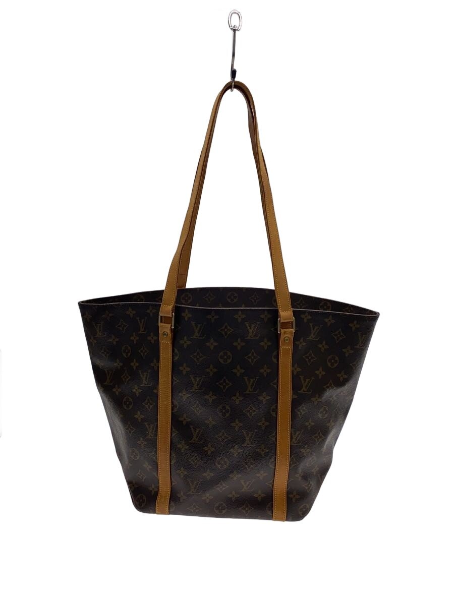 【ブランド】LOUIS VUITTON 【ブランドカナ】ルイヴィトン 【型番】M51108 【程度】C 【サイズ】 【メインカラー】ブラウン 【素材・生地】PVC（ビニール） 【キーワード】　　 2026/01/12 スーパーセカンドストリートゆめモール西条店【4311】【中古】LOUIS VUITTON◆サック・ショッピング_モノグラム・キャンバス/PVC/BRW【バッグ】 ブランド LOUIS VUITTON 型番 M51108 カラー ブラウン 柄 素材・生地 PVC（ビニール）>色・素材について サイズ >サイズ表示について 実寸（cm） 【バッグ】 マチ：14.5 / 高さ：34 / 幅：40-50 / 持ち手：75 【その他】 その他サイズ：/ 商品は　スーパーセカンドストリートゆめモール西条店の店頭にて販売しております。商品に関するお問合わせは、お電話(TEL:082-431-6790)にて、問合わせ番号：2243110252015をお伝えください。 配送方法やお支払い方法に関するお問い合わせは、サポートセンターまでご連絡をお願いします。 ※お電話の対応は営業時間内のみとなります。お問い合わせフォームでお問い合わせの際はご注文番号をご記入下さい
