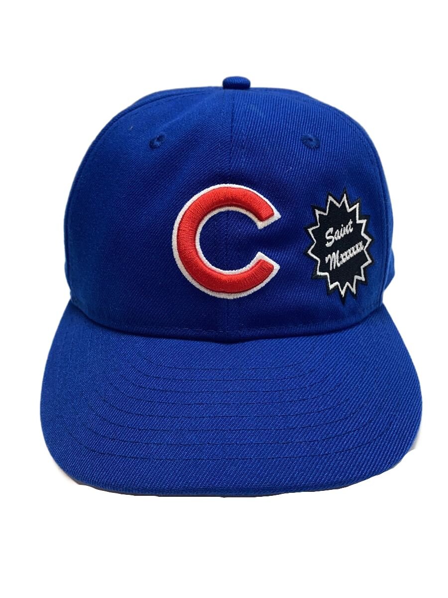 【ブランド】NEW ERA 【ブランドカナ】ニューエラ 【型番】 【程度】B 【サイズ】その他 【メインカラー】ブルー 【素材・生地】ポリエステル 【キーワード】　　 2025/12/23 セカンドストリート大宮東口店【3351】【中古】NEW ERA◆キャップ/--/ポリエステル ブランド NEW ERA 型番 カラー ブルー 柄 素材・生地 ポリエステル>色・素材について サイズ その他>サイズ表示について 実寸（cm） 【キャップ】 つば：6.5 / 高さ：16.5 / 頭周り：/ 【その他】 その他サイズ：/ 商品は　セカンドストリート大宮東口店の店頭にて販売しております。商品に関するお問合わせは、お電話(TEL:048-658-2800)にて、問合わせ番号：2333513753339をお伝えください。 配送方法やお支払い方法に関するお問い合わせは、サポートセンターまでご連絡をお願いします。 ※お電話の対応は営業時間内のみとなります。お問い合わせフォームでお問い合わせの際はご注文番号をご記入下さい