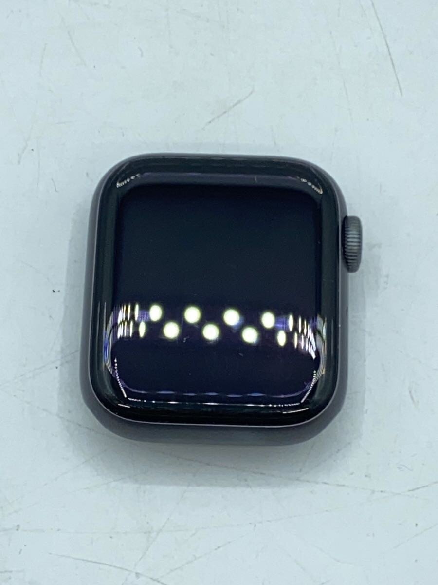 【ブランド】Apple 【ブランドカナ】アップル 【型番】 【程度】B 【サイズ】 【メインカラー】 【素材・生地】 【キーワード】　　　/ 2026/05/02 スーパーセカンドストリート所沢トコトコスクエア店【4117】【中古】Apple◆スマートウォッチ/Apple Watch Series 4 40mm GPSモデル/デジタル ブランド Apple 型番 カラー 柄 素材・生地 >色・素材について サイズ >サイズ表示について 実寸（cm） 【腕時計】 ケース縦：4 / ケース横：3.5 / 文字盤縦：3.6 / 文字盤横：3 / ケースの厚さ：1 / バンド幅：/ / 手首周り：/ 【その他】 その他サイズ：/ 商品は　スーパーセカンドストリート所沢トコトコスクエア店の店頭にて販売しております。商品に関するお問合わせは、お電話(TEL:04-2940-8026)にて、問合わせ番号：2341176856113をお伝えください。 配送方法やお支払い方法に関するお問い合わせは、サポートセンターまでご連絡をお願いします。 ※お電話の対応は営業時間内のみとなります。お問い合わせフォームでお問い合わせの際はご注文番号をご記入下さい この商品に関する出品店舗からのコメント 本体には、ベルトは付いてございません。