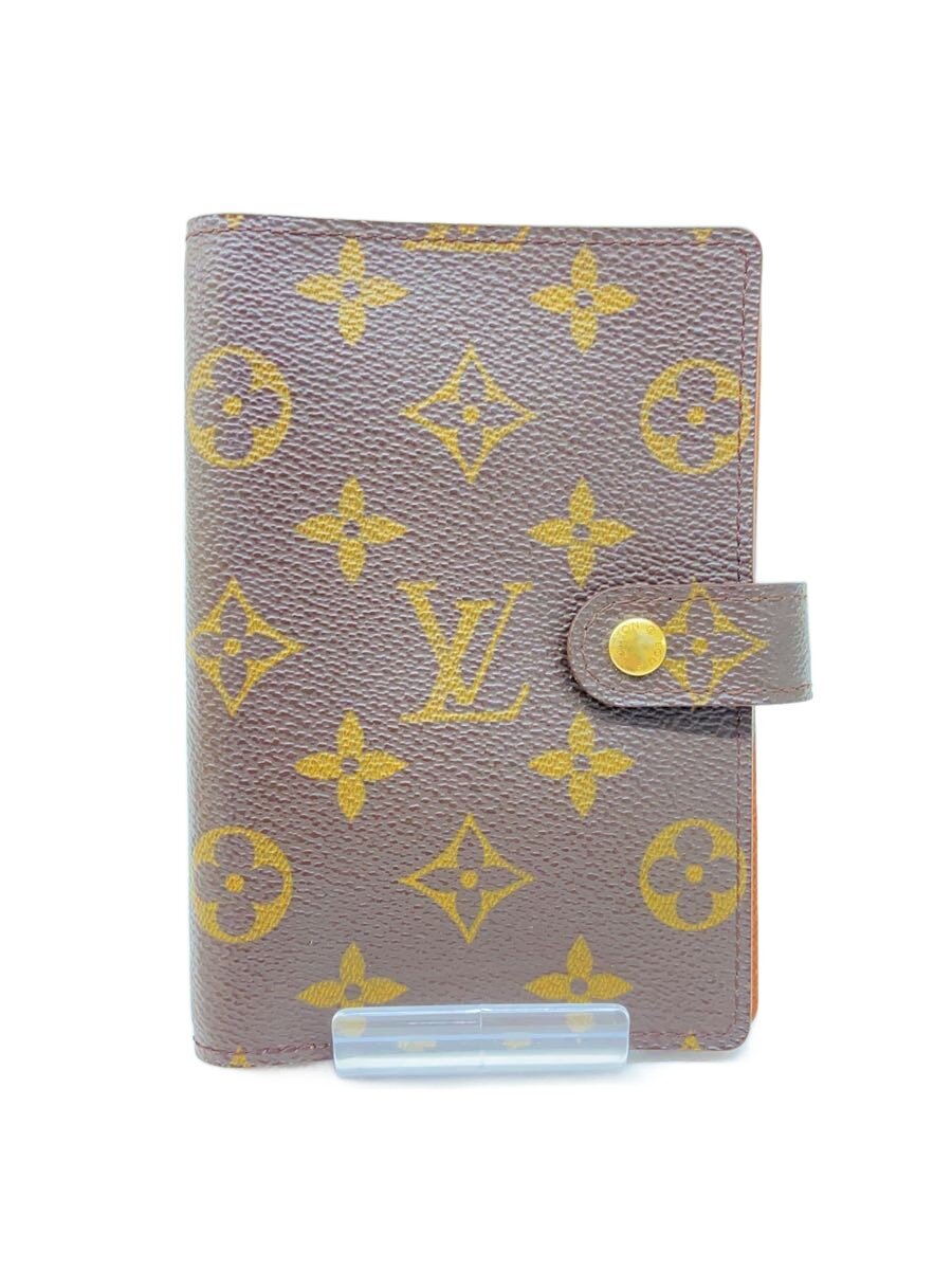 【ブランド】LOUIS VUITTON 【ブランドカナ】ルイヴィトン 【型番】R20005 【程度】B 【サイズ】 【メインカラー】ブラウン 【素材・生地】PVC（ビニール） 【キーワード】　　 2026/02/13 セカンドストリート蓮田椿山店【1914】【中古】LOUIS VUITTON◆アジェンダPM_モノグラム・キャンバス/PVC/BRW ブランド LOUIS VUITTON 型番 R20005 カラー ブラウン 柄 モノグラム 素材・生地 PVC（ビニール）>色・素材について サイズ >サイズ表示について 実寸（cm） 【ウォレット】 縦：9.5 / 横：14.5 / 厚み：2 【その他】 その他サイズ：/ 商品は　セカンドストリート蓮田椿山店の店頭にて販売しております。商品に関するお問合わせは、お電話(TEL:048-765-5140)にて、問合わせ番号：2319145157455をお伝えください。 配送方法やお支払い方法に関するお問い合わせは、サポートセンターまでご連絡をお願いします。 ※お電話の対応は営業時間内のみとなります。お問い合わせフォームでお問い合わせの際はご注文番号をご記入下さい この商品に関する出品店舗からのコメント 多少の使用感がございます。
