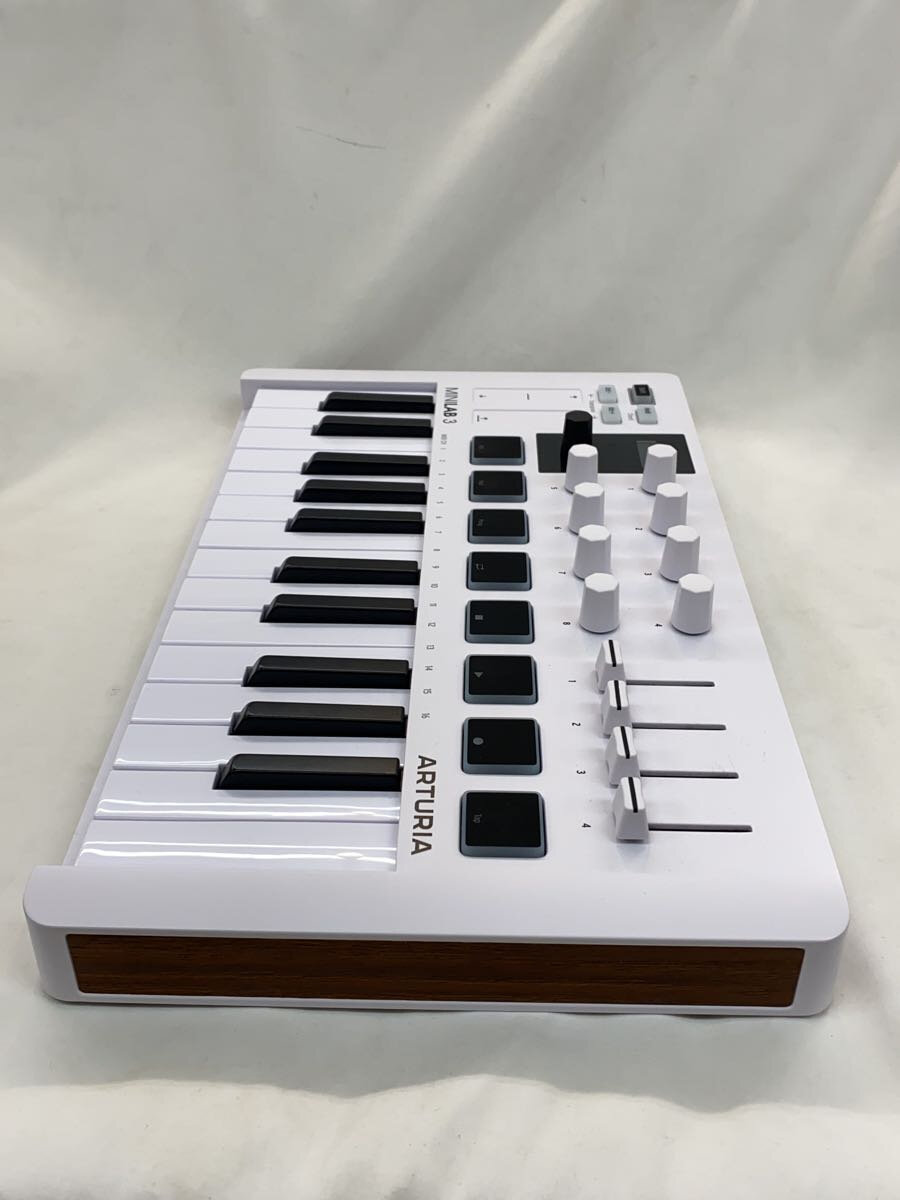 Arturia MiniLab 3