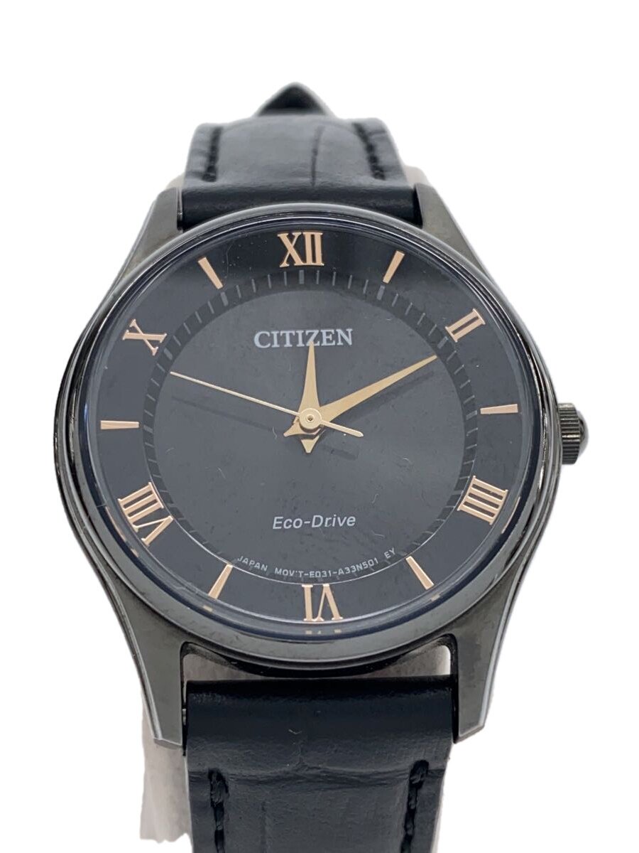 【ブランド】CITIZEN 【ブランドカナ】シチズン 【型番】 【程度】B 【サイズ】 【メインカラー】ゴールド 【素材・生地】レザー 【キーワード】　　　/ 2025/06/24 セカンドストリート名古屋みなと店【4431】【中古】CITIZEN◆ソーラー腕時計/アナログ/レザー ブランド CITIZEN 型番 カラー ゴールド 柄 素材・生地 レザー>色・素材について サイズ >サイズ表示について 実寸（cm） 【腕時計】 ケース縦：3.3 / ケース横：2.7 / 文字盤縦：2.3 / 文字盤横：2.3 / ケースの厚さ：0.8 / バンド幅：1.2 / 手首周り：/ 【その他】 その他サイズ：/ 商品は　セカンドストリート名古屋みなと店の店頭にて販売しております。商品に関するお問合わせは、お電話(TEL:052-659-6444)にて、問合わせ番号：2344312759002をお伝えください。 配送方法やお支払い方法に関するお問い合わせは、サポートセンターまでご連絡をお願いします。 ※お電話の対応は営業時間内のみとなります。お問い合わせフォームでお問い合わせの際はご注文番号をご記入下さい