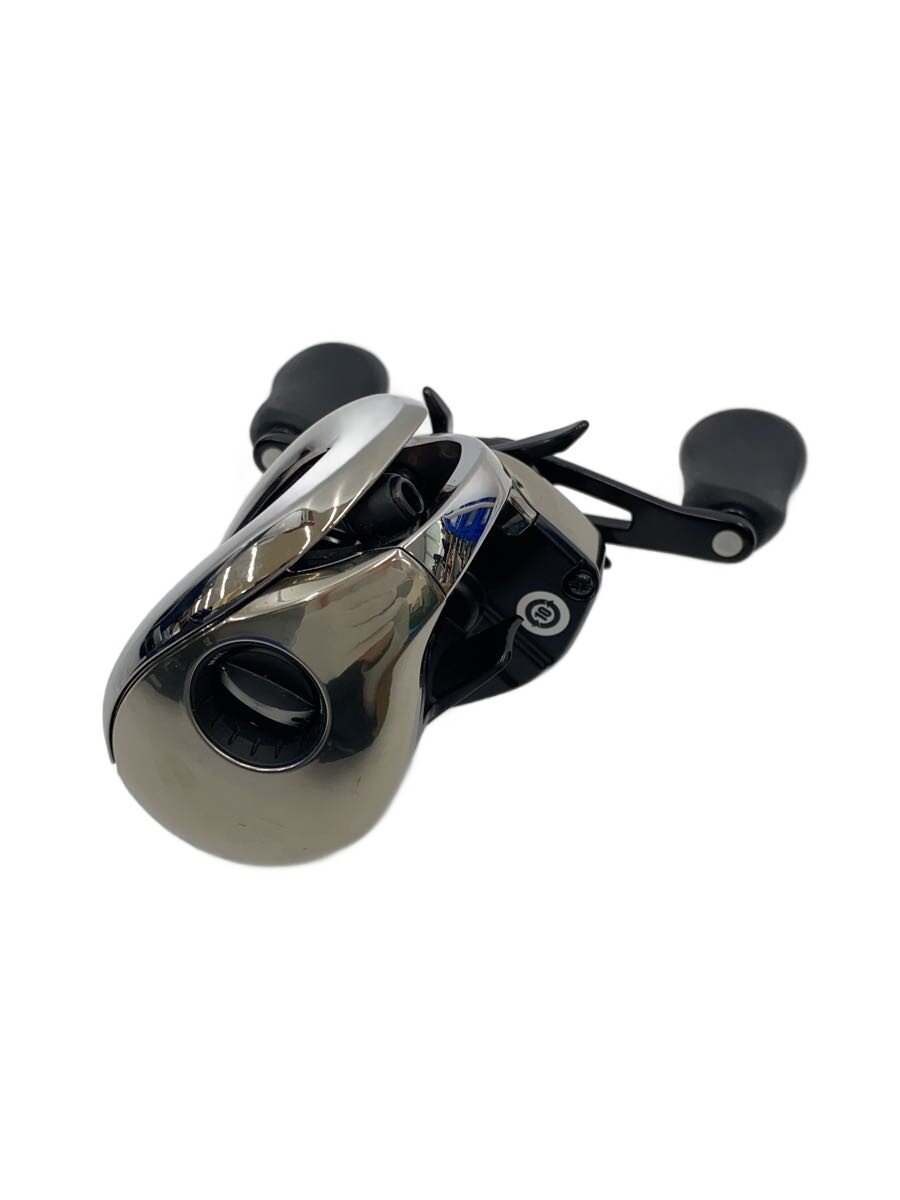 【ブランド】SHIMANO 【ブランドカナ】シマノ 【型番】 【程度】B 【カラー】 【キーワード】　　 2026/03/02 セカンドストリート福山今津店 【4638】【中古】SHIMANO◆リール/ベイトリール【スポーツ】 ブランド SHIMANO 型番 カラー 実寸 【リール】 幅：7 / 高さ：6 / 奥行：8 【その他】 その他サイズ：/ 商品は　セカンドストリート福山今津店の店頭にて販売しております。商品に関するお問合わせは、お電話(TEL:084-930-4501)にて、問合わせ番号：2346382959641をお伝えください。 配送方法やお支払い方法に関するお問い合わせは、サポートセンターまでご連絡をお願いします。 ※お電話の対応は営業時間内のみとなります。お問い合わせフォームでお問い合わせの際はご注文番号をご記入下さい