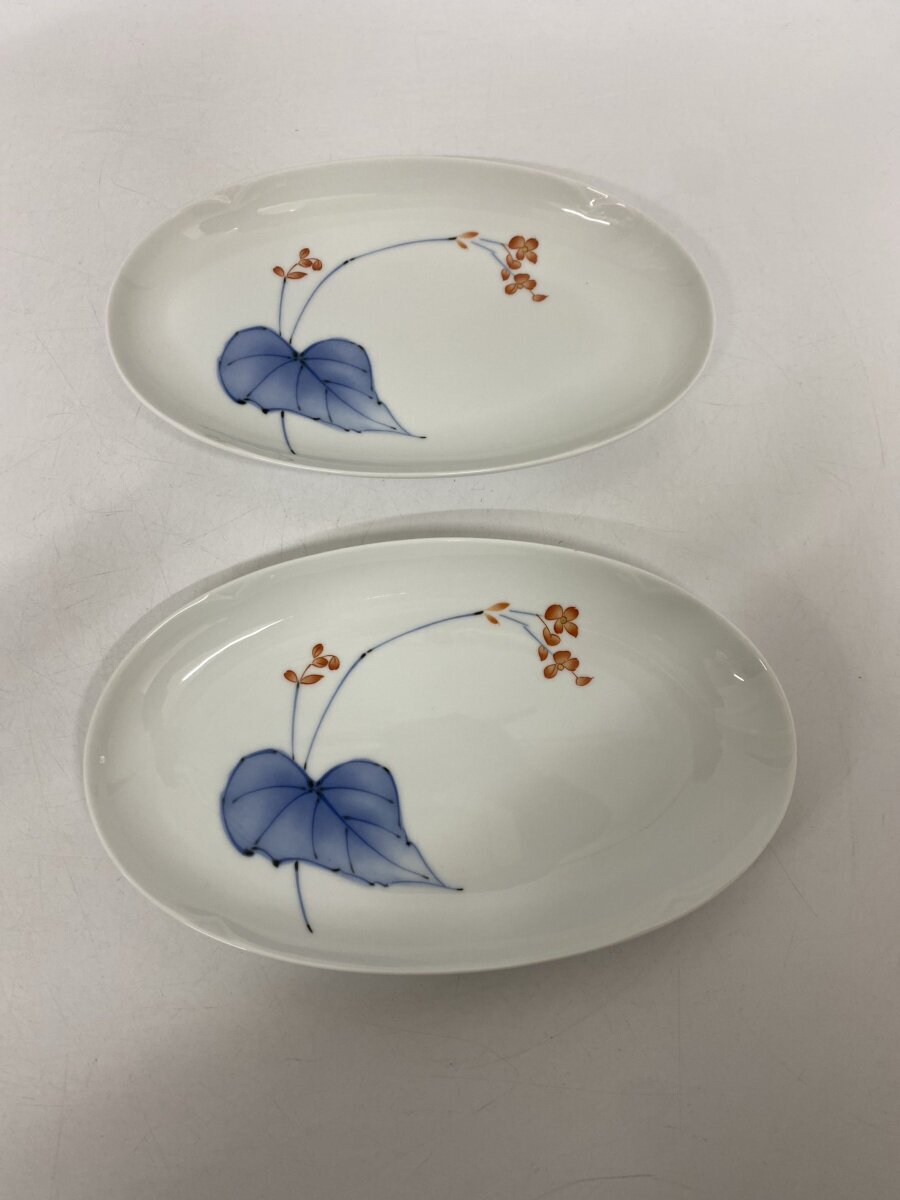 香蘭社　楕円形皿 花柄 ホワイト 香蘭社 楕円形皿 花柄 ホワイト ☆未使用☆有田焼 香蘭社 花柄 楕円皿