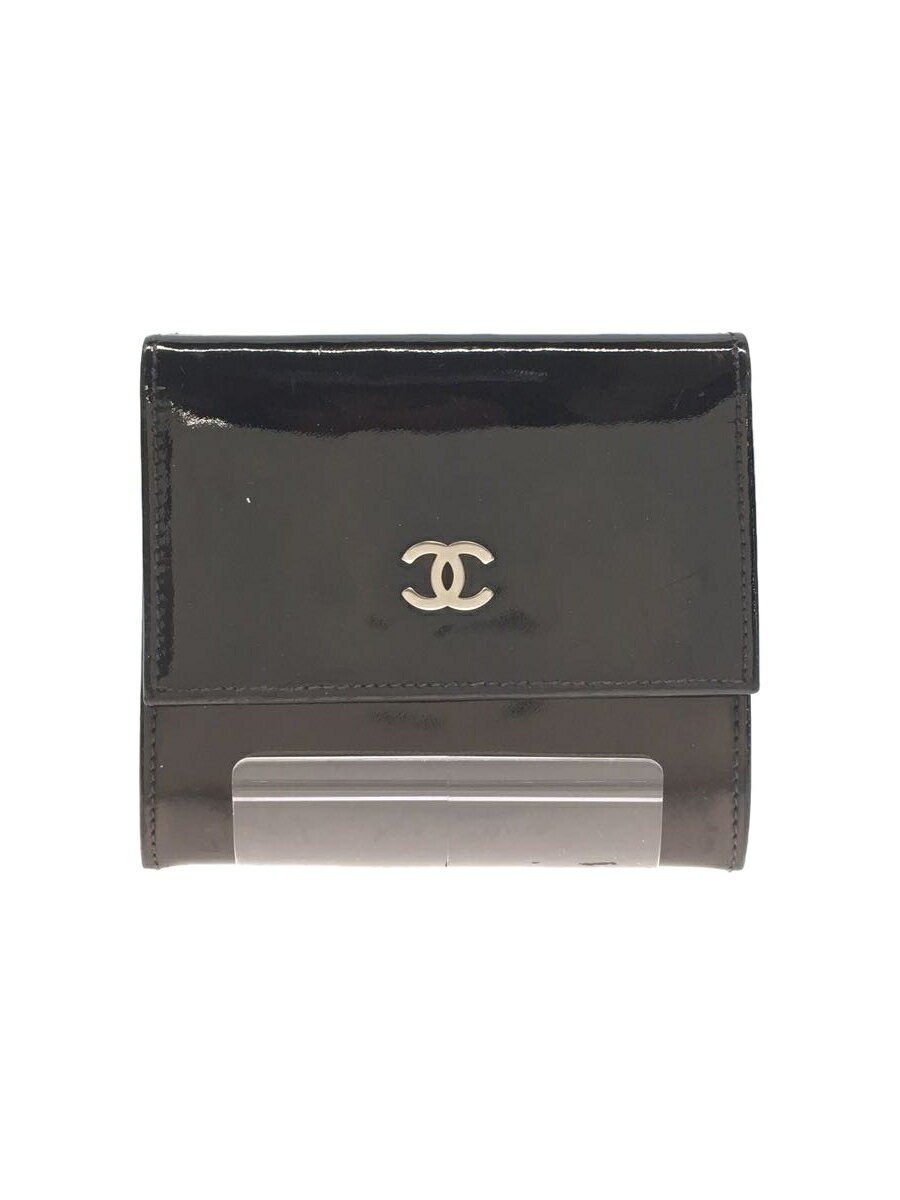 【中古】CHANEL◆3つ折り財布/エナメル/BLK/無地/レディース【服飾雑貨他】