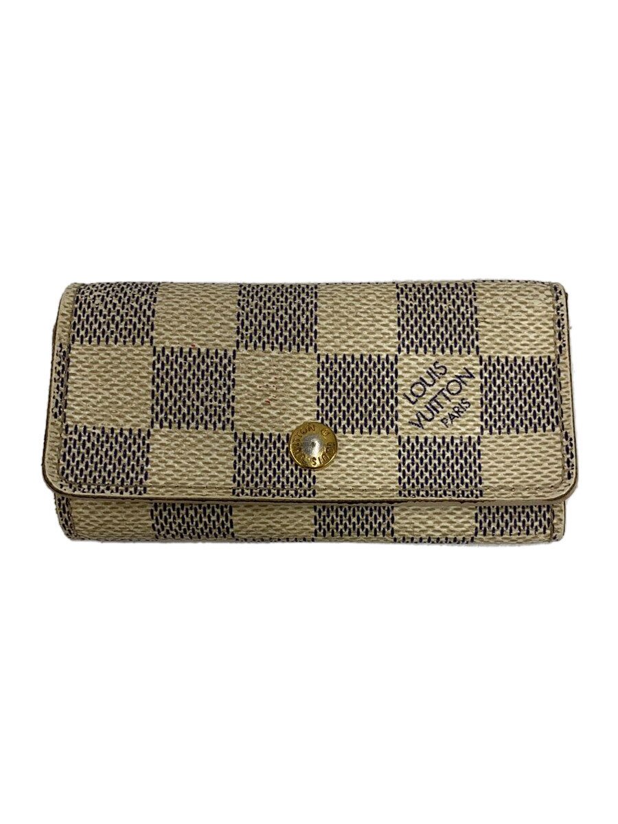 【ブランド】LOUIS VUITTON 【ブランドカナ】ルイヴィトン 【型番】N60020 【程度】C 【サイズ】 【メインカラー】ホワイト 【素材・生地】その他 【キーワード】　　 2025/07/02 セカンドストリート柏崎店【3393】【中古】LOUIS VUITTON◆ミュルティクレ4_ダミエ・アズール_WHT/--/WHT ブランド LOUIS VUITTON 型番 N60020 カラー ホワイト 柄 素材・生地 その他>色・素材について サイズ >サイズ表示について 実寸（cm） 【ウォレット】 縦：5.5 / 横：10.5 / 厚み：1.5 【その他】 その他サイズ：/ 商品は　セカンドストリート柏崎店の店頭にて販売しております。商品に関するお問合わせは、お電話(TEL:0257-28-1002)にて、問合わせ番号：2333933262589をお伝えください。 配送方法やお支払い方法に関するお問い合わせは、サポートセンターまでご連絡をお願いします。 ※お電話の対応は営業時間内のみとなります。お問い合わせフォームでお問い合わせの際はご注文番号をご記入下さい この商品に関する出品店舗からのコメント 1汚れあり2汚れあり内側の汚れが目立ちます