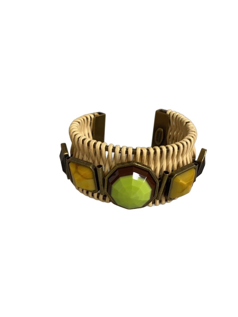 【ブランド】ADER.bijoux 【ブランドカナ】アデルビジュー 【型番】 【程度】B 【サイズ】 【メインカラー】ベージュ 【素材・生地】その他 【キーワード】　　 2026/03/09 セカンドストリート春日桜ケ丘店【4215】【中古】ADER.bijoux◆バングル/BEG/レディース【服飾雑貨他】 ブランド ADER.bijoux 型番 カラー ベージュ 柄 素材・生地 その他>色・素材について サイズ >サイズ表示について 実寸（cm） 【ブレスレット】 幅：3 / 手首周り：17.5 【その他】 その他サイズ：/ 商品は　セカンドストリート春日桜ケ丘店の店頭にて販売しております。商品に関するお問合わせは、お電話(TEL:092-915-7015)にて、問合わせ番号：2336581866321をお伝えください。 配送方法やお支払い方法に関するお問い合わせは、サポートセンターまでご連絡をお願いします。 ※お電話の対応は営業時間内のみとなります。お問い合わせフォームでお問い合わせの際はご注文番号をご記入下さい