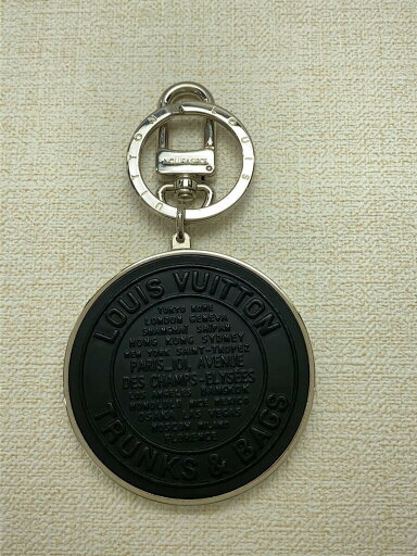 【中古】LOUIS VUITTON◆キーホルダー・トラベラースタンプス_BLK/牛革/BLK/レディース【服飾雑貨他】 【中古】LOUIS VUITTON◆キーホルダー・トラベラースタンプス_BLK/牛革/BLK/レディース【服飾雑貨他】