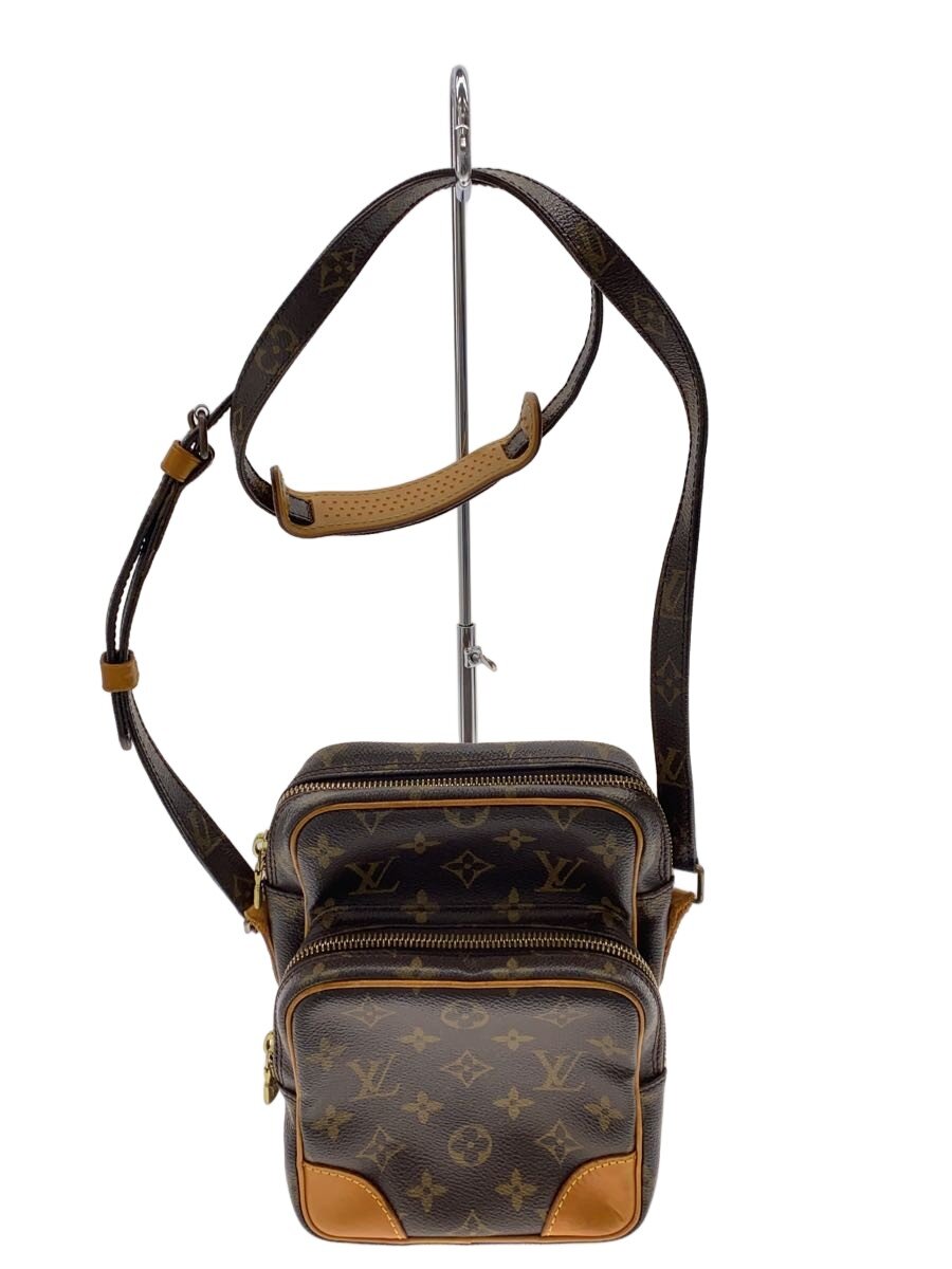 【ブランド】LOUIS VUITTON 【ブランドカナ】ルイヴィトン 【型番】M45236 【程度】B 【サイズ】 【メインカラー】ブラウン 【素材・生地】PVC（ビニール） 【キーワード】　　 2025/12/30 セカンドストリート練馬インター店【4862】【中古】LOUIS VUITTON◆アマゾン_モノグラム・キャンバス/PVC/BRW【バッグ】 ブランド LOUIS VUITTON 型番 M45236 カラー ブラウン 柄 素材・生地 PVC（ビニール）>色・素材について サイズ >サイズ表示について 実寸（cm） 【バッグ】 マチ：5 / 高さ：22 / 幅：16 / 持ち手：/ 【その他】 その他サイズ：/ 商品は　セカンドストリート練馬インター店の店頭にて販売しております。商品に関するお問合わせは、お電話(TEL:03-5935-4492)にて、問合わせ番号：2348620668780をお伝えください。 配送方法やお支払い方法に関するお問い合わせは、サポートセンターまでご連絡をお願いします。 ※お電話の対応は営業時間内のみとなります。お問い合わせフォームでお問い合わせの際はご注文番号をご記入下さい この商品に関する出品店舗からのコメント 若干の使用感がございます。あくまで中古品となりますので、ご理解の上、ご検討をお願い致します。その他状態についてなど、ご不明な点が御座いましたらお気軽に当店までお問い合わせ下さいませ。