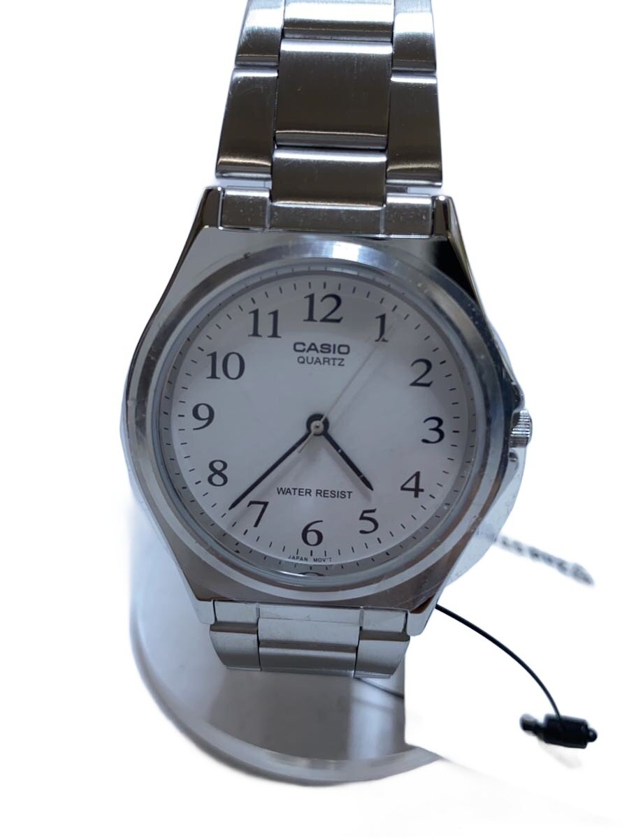 【ブランド】CASIO 【ブランドカナ】カシオ 【型番】 【程度】A 【サイズ】 【メインカラー】ホワイト 【素材・生地】ステンレス 【キーワード】　　 2026/01/15 セカンドストリート生駒店【3414】【中古】CASIO◆クォーツ腕時計_その他/アナログ/ステンレス ブランド CASIO 型番 カラー ホワイト 柄 素材・生地 ステンレス>色・素材について サイズ >サイズ表示について 実寸（cm） 【腕時計】 ケース縦：3.5 / ケース横：3.5 / 文字盤縦：3 / 文字盤横：2.8 / ケースの厚さ：0.5 / バンド幅：1.7 / 手首周り：/ 【その他】 その他サイズ：/ 商品は　セカンドストリート生駒店の店頭にて販売しております。商品に関するお問合わせは、お電話(TEL:0743-76-2070)にて、問合わせ番号：2334143170671をお伝えください。 配送方法やお支払い方法に関するお問い合わせは、サポートセンターまでご連絡をお願いします。 ※お電話の対応は営業時間内のみとなります。お問い合わせフォームでお問い合わせの際はご注文番号をご記入下さい この商品に関する出品店舗からのコメント 本体のみです。