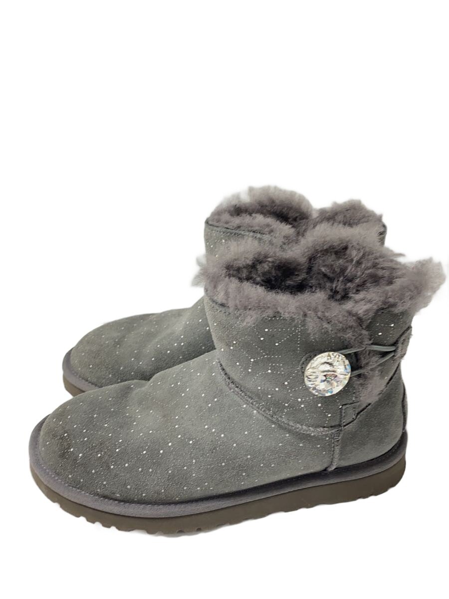 【ブランド】UGG australia 【ブランドカナ】アグオーストラリア 【型番】 【程度】B 【サイズ】23cm 【メインカラー】グレー 【素材・生地】 【キーワード】　　 2026/01/31 セカンドストリートビエラ御影店【4276】【中古】UGG australia◆ショート/ブーツ/23cm ブランド UGG australia 型番 カラー グレー 柄 素材・生地 >色・素材について サイズ 23cm>サイズ表示について 実寸（cm） 【ブーツ】 ヒール：/ / 高さ：/ / ソール全長：/ 【その他】 その他サイズ：/ 商品は　セカンドストリートビエラ御影店の店頭にて販売しております。商品に関するお問合わせは、お電話(TEL:078-854-7891)にて、問合わせ番号：2342762570833をお伝えください。 配送方法やお支払い方法に関するお問い合わせは、サポートセンターまでご連絡をお願いします。 ※お電話の対応は営業時間内のみとなります。お問い合わせフォームでお問い合わせの際はご注文番号をご記入下さい この商品に関する出品店舗からのコメント 一般的な中古品のお品物です。(写真にてご確認ください)※こちらの商品は店頭でも同時販売しておりますので、状態に多少の変化がみられる場合がございます。商品について気になる点がございましたら販売店舗までお問い合わせくださいませ。