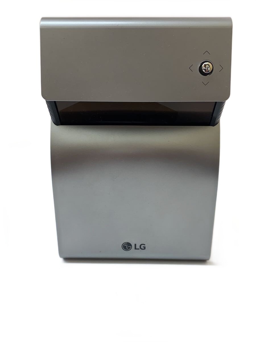 【ブランド】LG Electronics Japan 【ブランドカナ】エルジーエレクトロニクスジャパン 【型番】 【程度】B 【サイズ】 【メインカラー】 【素材・生地】 【キーワード】　　　/ 2026/07/18 セカンドストリート東住吉今川店【4342】【中古】LG Electronics Japan◆プロジェクター/PH450UG/2017年製 ブランド LG Electronics Japan 型番 カラー 柄 素材・生地 >色・素材について サイズ >サイズ表示について 実寸（cm） 【ビジュアル・OA・通信家電】 幅：12.5 / 高さ：19.5 / 奥行：7 【その他】 その他サイズ：/ 商品は　セカンドストリート東住吉今川店の店頭にて販売しております。商品に関するお問合わせは、お電話(TEL:06-4301-8040)にて、問合わせ番号：2343426271639をお伝えください。 配送方法やお支払い方法に関するお問い合わせは、サポートセンターまでご連絡をお願いします。 ※お電話の対応は営業時間内のみとなります。お問い合わせフォームでお問い合わせの際はご注文番号をご記入下さい
