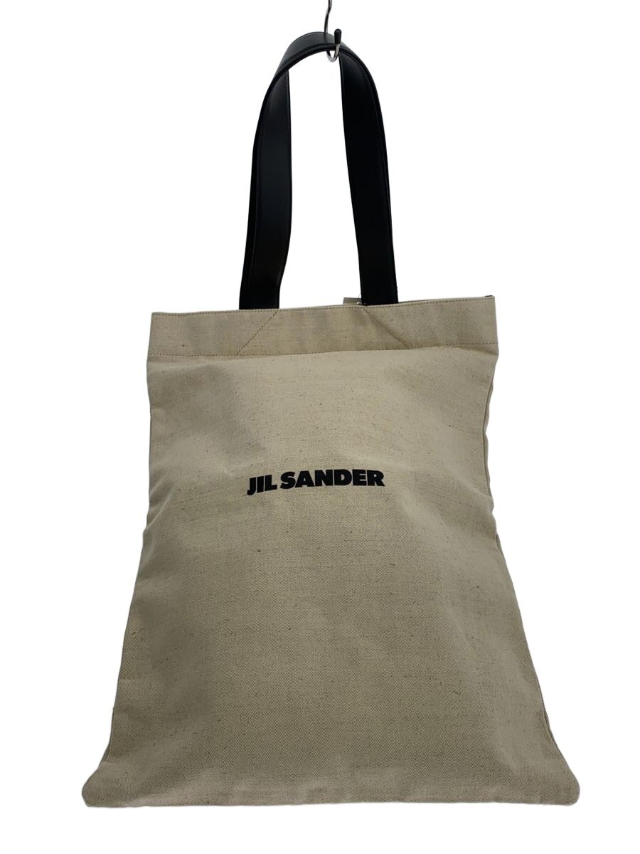 【ブランド】JIL SANDER 【ブランドカナ】ジルサンダー 【型番】 【程度】B 【サイズ】 【メインカラー】アイボリー 【素材・生地】キャンバス 【キーワード】　　 2025/10/28 セカンドストリート中川店【2067】【中古】JIL SANDER◆BOOK TOTE GRANDE ブックトートグランデ トートバッグ/キャンバス/IVO ブランド JIL SANDER 型番 カラー アイボリー 柄 プリント 素材・生地 キャンバス>色・素材について サイズ >サイズ表示について 実寸（cm） 【バッグ】 マチ：1 / 高さ：55 / 幅：40 / 持ち手：62 【その他】 その他サイズ：/ 商品は　セカンドストリート中川店の店頭にて販売しております。商品に関するお問合わせは、お電話(TEL:052-369-1061)にて、問合わせ番号：2320675772971をお伝えください。 配送方法やお支払い方法に関するお問い合わせは、サポートセンターまでご連絡をお願いします。 ※お電話の対応は営業時間内のみとなります。お問い合わせフォームでお問い合わせの際はご注文番号をご記入下さい この商品に関する出品店舗からのコメント BOOK GRANDE TOTE