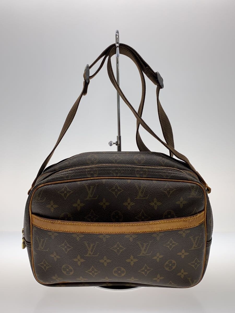 【ブランド】LOUIS VUITTON 【ブランドカナ】ルイヴィトン 【型番】M45254 【程度】B 【サイズ】 【メインカラー】ブラウン 【素材・生地】PVC（ビニール） 【キーワード】　　 2025/03/19 セカンドストリート大宮東口店【3351】【中古】LOUIS VUITTON◆リポーターPM_モノグラム・キャンバス_BRW/PVC/BRW【バッグ】 ブランド LOUIS VUITTON 型番 M45254 カラー ブラウン 柄 素材・生地 PVC（ビニール）>色・素材について サイズ >サイズ表示について 実寸（cm） 【バッグ】 マチ：7 / 高さ：17.5 / 幅：27 / 持ち手：/ 【その他】 その他サイズ：/ 商品は　セカンドストリート大宮東口店の店頭にて販売しております。商品に関するお問合わせは、お電話(TEL:048-658-2800)にて、問合わせ番号：2333513073543をお伝えください。 配送方法やお支払い方法に関するお問い合わせは、サポートセンターまでご連絡をお願いします。 ※お電話の対応は営業時間内のみとなります。お問い合わせフォームでお問い合わせの際はご注文番号をご記入下さい この商品に関する出品店舗からのコメント ■1パイピング擦れ2ヌメ革シミ3ショルダー付け根ダメージ