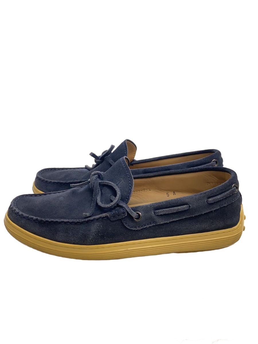 【ブランド】TOD’S 【ブランドカナ】トッズ 【型番】 【程度】C 【サイズ】その他 【メインカラー】ネイビー 【素材・生地】スウェード 【キーワード】　　 2025/11/18 セカンドストリート長野稲葉店【3439】【中古】TOD’S◆デッキシューズ/UK5/NVY ブランド TOD’S 型番 カラー ネイビー 柄 素材・生地 スウェード>色・素材について サイズ その他>サイズ表示について 実寸（cm） 【スニーカー】 ソールの高さ：3 / ソール全長：26.5 【その他】 その他サイズ：/ 商品は　セカンドストリート長野稲葉店の店頭にて販売しております。商品に関するお問合わせは、お電話(TEL:026-268-0112)にて、問合わせ番号：2334394375825をお伝えください。 配送方法やお支払い方法に関するお問い合わせは、サポートセンターまでご連絡をお願いします。 ※お電話の対応は営業時間内のみとなります。お問い合わせフォームでお問い合わせの際はご注文番号をご記入下さい この商品に関する出品店舗からのコメント ▼やや着用感が感じられますが、まだまだ着用できるお品物です（画像にてご確認下さい）▼こちらのお品物は店頭でも同時販売致しておりますので、初回掲載時とご注文の状態に相違が生じる場合がございます。予めご了承下さいませ▼商品について気になる点がございましたらお気軽に販売店舗までお問合せくださいませ