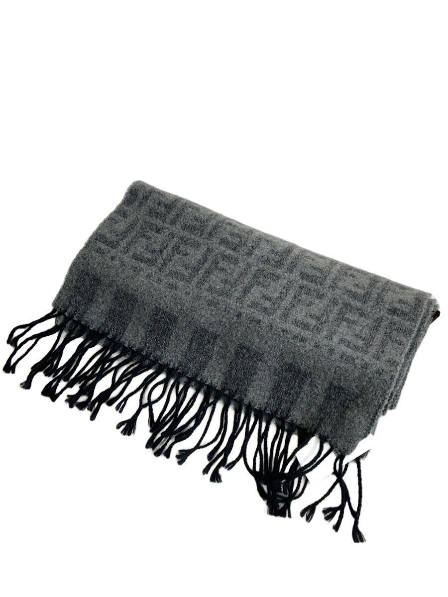 【ブランド】FENDI 【ブランドカナ】フェンディ 【型番】 【程度】B 【サイズ】 【メインカラー】 【素材・生地】その他 【キーワード】　　 2025/11/06 セカンドストリート犬山小牧店【3451】【中古】FENDI◆マフラー/--/レディース【服飾雑貨他】 ブランド FENDI 型番 カラー 柄 素材・生地 その他>色・素材について サイズ >サイズ表示について 実寸（cm） 【マフラー】 幅：36 / 全長：190 【その他】 その他サイズ：/ 商品は　セカンドストリート犬山小牧店の店頭にて販売しております。商品に関するお問合わせは、お電話(TEL:0568-69-0326)にて、問合わせ番号：2334513476532をお伝えください。 配送方法やお支払い方法に関するお問い合わせは、サポートセンターまでご連絡をお願いします。 ※お電話の対応は営業時間内のみとなります。お問い合わせフォームでお問い合わせの際はご注文番号をご記入下さい