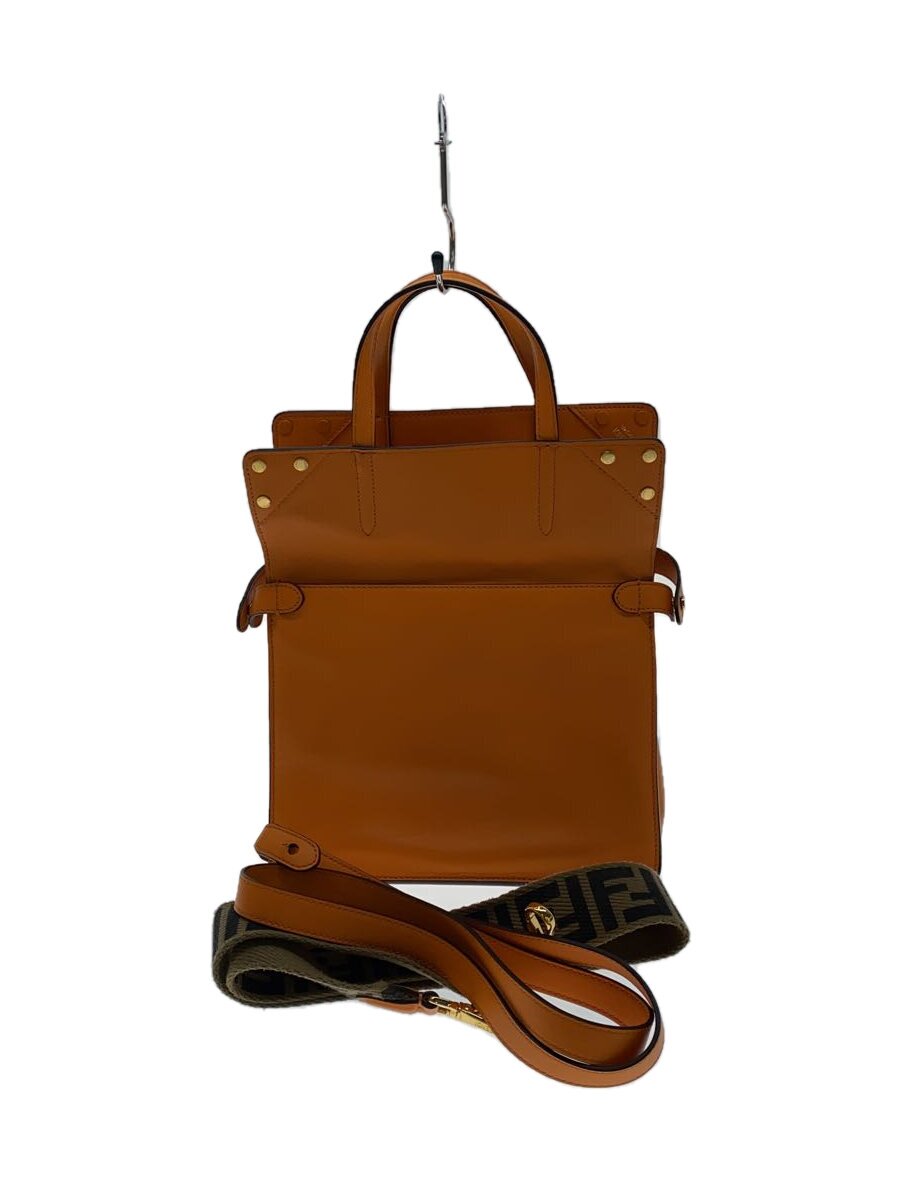 FENDI - 【中古】FENDI◆ショルダーバッグ/レザー/ORN/無地【バッグ】