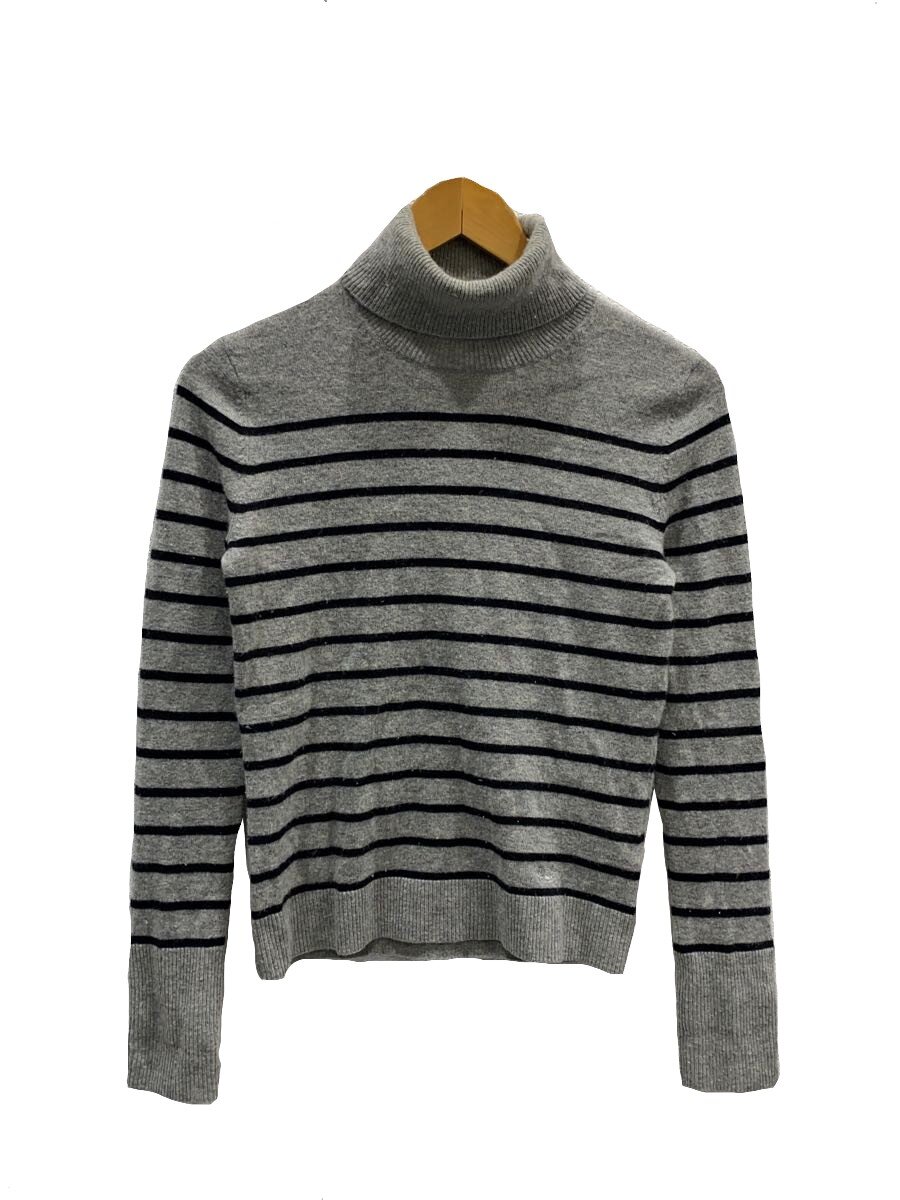 【ブランド】BURBERRY LONDON 【ブランドカナ】バーバリーロンドン 【型番】 【程度】B 【サイズ】1 【メインカラー】グレー 【素材・生地】ウール 【キーワード】　　 2025/12/11 スーパーセカンドストリート箱崎店【3413】【中古】BURBERRY LONDON◆ニット・セーター(薄手)/1/ウール ブランド BURBERRY LONDON 型番 カラー グレー 柄 素材・生地 ウール>色・素材について サイズ 1>サイズ表示について 実寸（cm） 【カットソー】 身幅：36 / 着丈：52 / ゆき：78 【その他】 その他サイズ：/ 商品は　スーパーセカンドストリート箱崎店の店頭にて販売しております。商品に関するお問合わせは、お電話(TEL:092-645-0075)にて、問合わせ番号：2334136886893をお伝えください。 配送方法やお支払い方法に関するお問い合わせは、サポートセンターまでご連絡をお願いします。 ※お電話の対応は営業時間内のみとなります。お問い合わせフォームでお問い合わせの際はご注文番号をご記入下さい この商品に関する出品店舗からのコメント 全体的に毛玉有