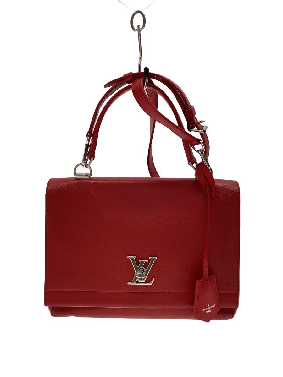 【ブランド】LOUIS VUITTON 【ブランドカナ】ルイヴィトン 【型番】M50363 【程度】B 【サイズ】 【メインカラー】レッド 【素材・生地】レザー牛革 【キーワード】　　 2025/09/10 スーパーセカンドストリートゆめモール西条店【4311】【中古】LOUIS VUITTON◆ロックミーII/牛革/RED【バッグ】 ブランド LOUIS VUITTON 型番 M50363 カラー レッド 柄 素材・生地 レザー牛革>色・素材について サイズ >サイズ表示について 実寸（cm） 【バッグ】 マチ：9.5 / 高さ：20.5 / 幅：27.5 / 持ち手：31 【その他】 その他サイズ：/ 商品は　スーパーセカンドストリートゆめモール西条店の店頭にて販売しております。商品に関するお問合わせは、お電話(TEL:082-431-6790)にて、問合わせ番号：2343118986995をお伝えください。 配送方法やお支払い方法に関するお問い合わせは、サポートセンターまでご連絡をお願いします。 ※お電話の対応は営業時間内のみとなります。お問い合わせフォームでお問い合わせの際はご注文番号をご記入下さい この商品に関する出品店舗からのコメント 内側に汚れ有/キズ・角擦れ有/変色有/(写真でご確認ください)※商品には、汚れの見落とし、一部付属の欠品などある場合がございます。また店頭でも販売を行っているため状態の変化がある場合がございます。写真以外で気になる点は店舗までご連絡ください