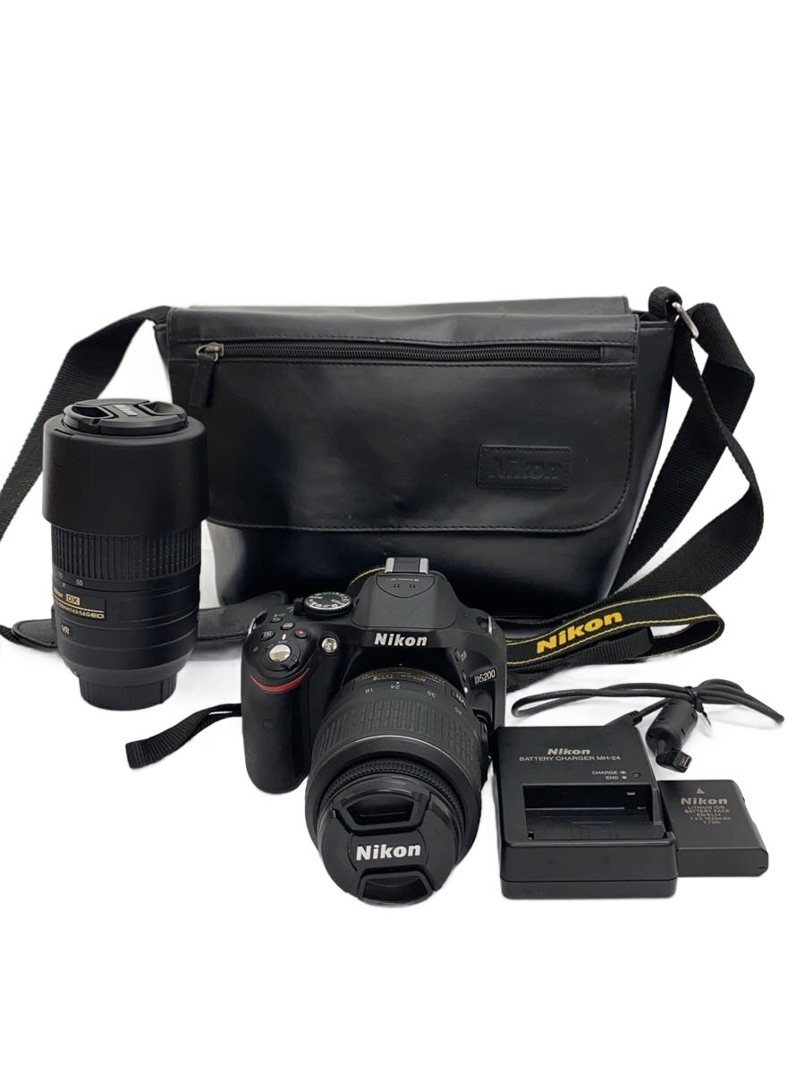 【中古】Nikon◆デジタル一眼カメラ D5200 ダブルズームキット [ブラック]【カメラ】