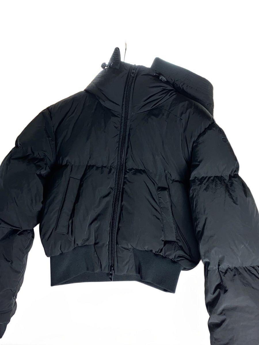 【ブランド】DIESEL 【ブランドカナ】［イリョウ／フクショク］ディーゼル 【型番】 【程度】B 【サイズ】38 【メインカラー】ブラック 【素材・生地】ナイロン 【キーワード】　　　/ 2026/01/19 セカンドストリート堺美原店【4516】【中古】DIESEL◆ダウンジャケット/38/ナイロン ブランド DIESEL 型番 カラー ブラック 柄 素材・生地 ナイロン>色・素材について サイズ 38>サイズ表示について 実寸（cm） 【ジャケット】 肩幅：46.5 / 身幅：56 / 着丈：49 / 袖丈：67 / ゆき：83 【その他】 その他サイズ：/ 商品は　セカンドストリート堺美原店の店頭にて販売しております。商品に関するお問合わせは、お電話(TEL:072-369-0616)にて、問合わせ番号：2342277390186をお伝えください。 配送方法やお支払い方法に関するお問い合わせは、サポートセンターまでご連絡をお願いします。 ※お電話の対応は営業時間内のみとなります。お問い合わせフォームでお問い合わせの際はご注文番号をご記入下さい この商品に関する出品店舗からのコメント 多少の着用感は御座いますが、その他に目立つ汚れ・ダメージはなく、ご着用頂ける商品です。また、商品に関しては実店舗でも販売しておりますので状態の変化や商品欠品の場合が御座います。画像では判別し辛い着用感・汚れ等がある場合も御座いますのでご不明な点が御座いましたらお気軽にお問い合わせ下さいませ。