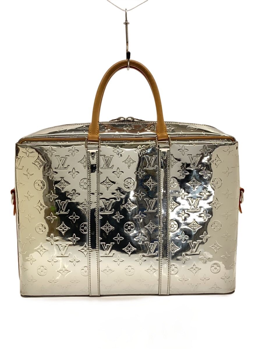 【ブランド】LOUIS VUITTON 【ブランドカナ】ルイヴィトン 【型番】M58755 【程度】B 【サイズ】 【メインカラー】シルバー 【素材・生地】PVC（ビニール） 【キーワード】　　 2026/03/02 セカンドストリート青森浜館店【2841】【中古】LOUIS VUITTON◆ネオ・PDV_モノグラム・ミラー/PVC/SLV【バッグ】 ブランド LOUIS VUITTON 型番 M58755 カラー シルバー 柄 素材・生地 PVC（ビニール）>色・素材について サイズ >サイズ表示について 実寸（cm） 【バッグ】 マチ：10.5 / 高さ：30 / 幅：40 / 持ち手：38 【その他】 その他サイズ：/ 商品は　セカンドストリート青森浜館店の店頭にて販売しております。商品に関するお問合わせは、お電話(TEL:017-765-2477)にて、問合わせ番号：2328414490810をお伝えください。 配送方法やお支払い方法に関するお問い合わせは、サポートセンターまでご連絡をお願いします。 ※お電話の対応は営業時間内のみとなります。お問い合わせフォームでお問い合わせの際はご注文番号をご記入下さい この商品に関する出品店舗からのコメント イニシャルいり