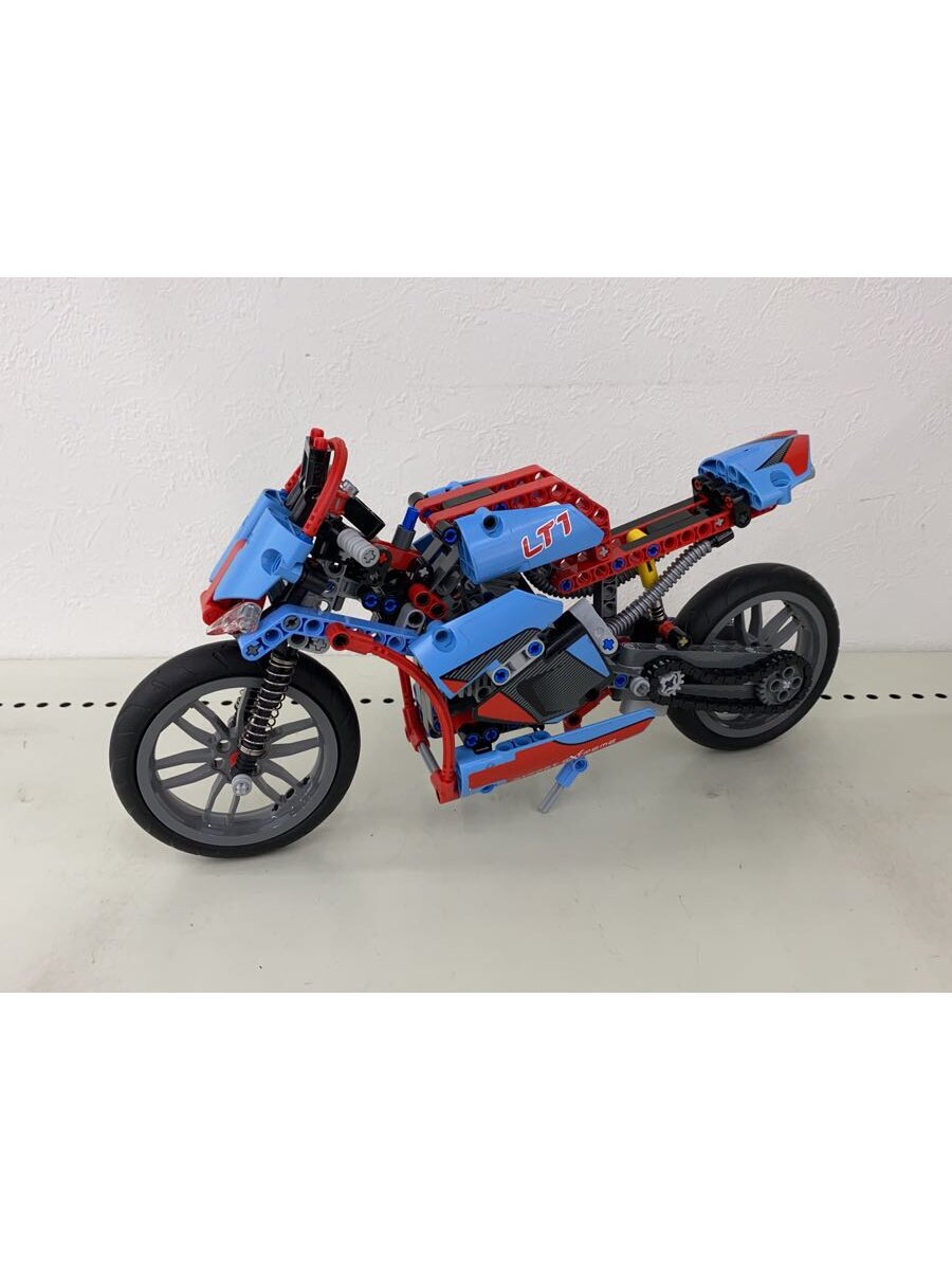 【ブランド】LEGO 【ブランドカナ】レゴ 【型番】 【程度】B 【サイズ】 【メインカラー】 【素材・生地】 【キーワード】　　 2025/03/29 セカンドストリート加西店【4081】【中古】LEGO◆テクニックストリートバイク【ホビー】 ブランド LEGO 型番 カラー 柄 素材・生地 >色・素材について サイズ >サイズ表示について 実寸（cm） 【ミニカー】 幅：33 / 高さ：18 / 奥行：/ 【その他】 その他サイズ：/ 商品は　セカンドストリート加西店の店頭にて販売しております。商品に関するお問合わせは、お電話(TEL:0790-43-0112)にて、問合わせ番号：2340813193017をお伝えください。 配送方法やお支払い方法に関するお問い合わせは、サポートセンターまでご連絡をお願いします。 ※お電話の対応は営業時間内のみとなります。お問い合わせフォームでお問い合わせの際はご注文番号をご記入下さい この商品に関する出品店舗からのコメント 多少の使用感はございますが、差し支えのないお品物です。写真にてご確認ください。