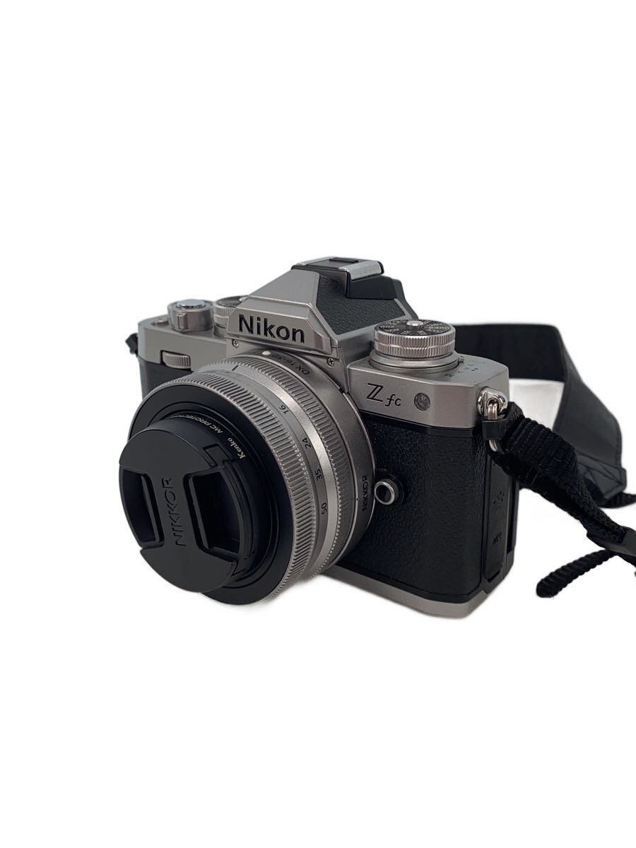 【ブランド】Nikon 【ブランドカナ】ニコン 【型番】 【程度】B 【カラー】 【キーワード】　　 2026/01/20 セカンドストリート八代松江店 【3487】【中古】Nikon◆デジタル一眼カメラ Z fc 16-50 VR レンズキット【カメラ】 ブランド Nikon 型番 カラー 実寸 【/】 幅：13.5 / 高さ：9.3 / 奥行：9.5 【その他】 その他サイズ：/ 商品は　セカンドストリート八代松江店の店頭にて販売しております。商品に関するお問合わせは、お電話(TEL:0965-31-1522)にて、問合わせ番号：2334872893032をお伝えください。 配送方法やお支払い方法に関するお問い合わせは、サポートセンターまでご連絡をお願いします。 ※お電話の対応は営業時間内のみとなります。お問い合わせフォームでお問い合わせの際はご注文番号をご記入下さい この商品に関する出品店舗からのコメント 目立つ使用感や汚れは少なく一般的な中古品程度の商品状態です。店頭での併売商品ですので、多少商品状態が変化する場合がございます。商品に関するお問い合わせは、出品店舗情報に記載された店舗までお問い合わせください。