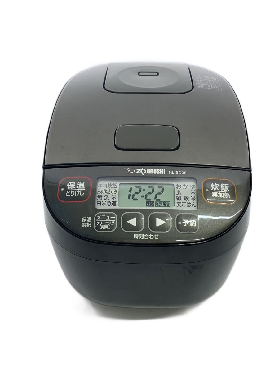 【ブランド】ZOJIRUSHI 【ブランドカナ】ゾウジルシ 【型番】 【程度】B 【カラー】 【キーワード】　　 2026/07/25 セカンドストリート西宮今津店 【4279】【中古】ZOJIRUSHI◆炊飯器 NL-BD05-BA【家電・ビジュアル・オーディオ】 ブランド ZOJIRUSHI 型番 カラー 実寸（cm） 【炊飯器】 幅：21 / 高さ：17.5 / 奥行：32 【その他】 その他サイズ：/ 商品は　セカンドストリート西宮今津店の店頭にて販売しております。商品に関するお問合わせは、お電話(TEL:0798-36-3391)にて、問合わせ番号：2242790094694をお伝えください。 配送方法やお支払い方法に関するお問い合わせは、サポートセンターまでご連絡をお願いします。 ※お電話の対応は営業時間内のみとなります。お問い合わせフォームでお問い合わせの際はご注文番号をご記入下さい この商品に関する出品店舗からのコメント 一般的な中古品となっております。着用に差し支える目立った使用感はございません。店頭でも販売している商品になります。閲覧環境や撮影環境による光の違いによって、掲載の写真は実際の色と異なって見える場合がございます。ご理解の上ご検討ください。詳しくは店頭までお問い合わせ下さいませ。
