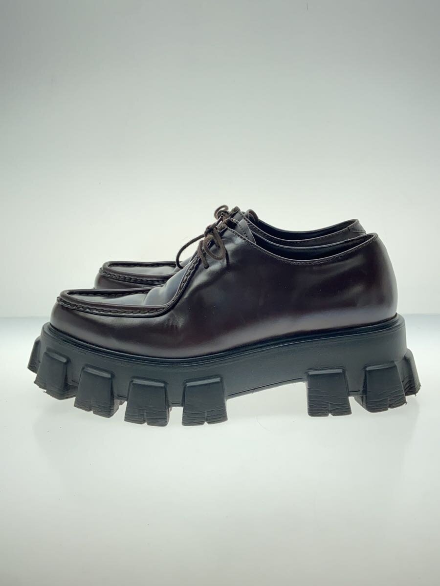 【ブランド】PRADA 【ブランドカナ】プラダ 【型番】 【程度】B 【サイズ】23cm 【メインカラー】ブラウン 【素材・生地】 【キーワード】　　 2024/12/02 セカンドストリート神戸上津台店【4537】【中古】PRADA◆ローファー/23cm/BRW ブランド PRADA 型番 カラー ブラウン 柄 素材・生地 >色・素材について サイズ 23cm>サイズ表示について 実寸（cm） 【スニーカー】 ソールの高さ：6 / ソール全長：31.5 【その他】 その他サイズ：/ 商品は　セカンドストリート神戸上津台店の店頭にて販売しております。商品に関するお問合わせは、お電話(TEL:078-983-5990)にて、問合わせ番号：2345370795667をお伝えください。 配送方法やお支払い方法に関するお問い合わせは、サポートセンターまでご連絡をお願いします。 ※お電話の対応は営業時間内のみとなります。お問い合わせフォームでお問い合わせの際はご注文番号をご記入下さい この商品に関する出品店舗からのコメント 一般的な中古品の状態。まだまだ長くお使いいただけます。店頭販売につき、撮影時の状態と異なる場合がございますのでご了承下さい。気になる点などございましたら、お気軽に店頭までお問合せ下さいませ。