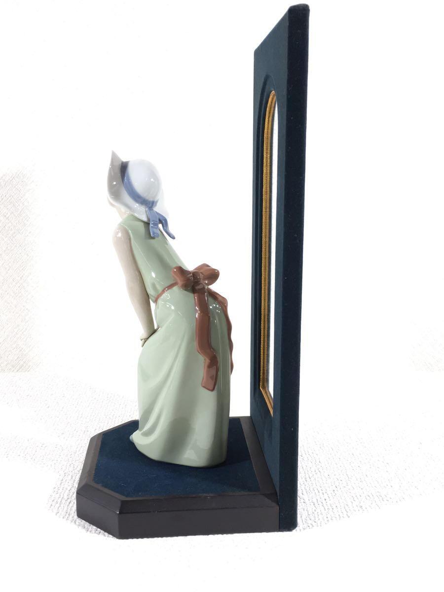 【中古】Lladro◆リヤドロ/インテリア雑貨/GRN/5009/鏡の前で/若草色の少女【インテリア小物・日用雑貨】 [3]
